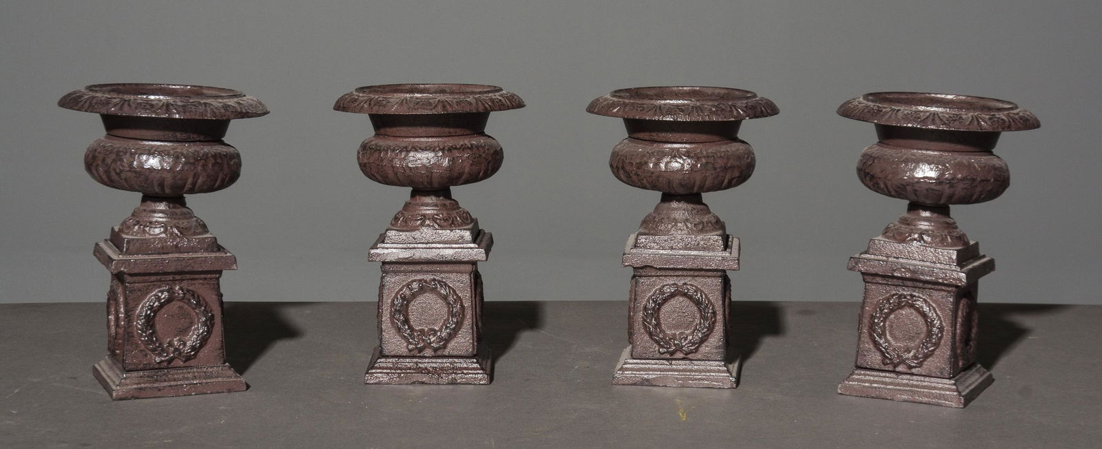 4 Cast Iron Miniature Planters (1 of 3)