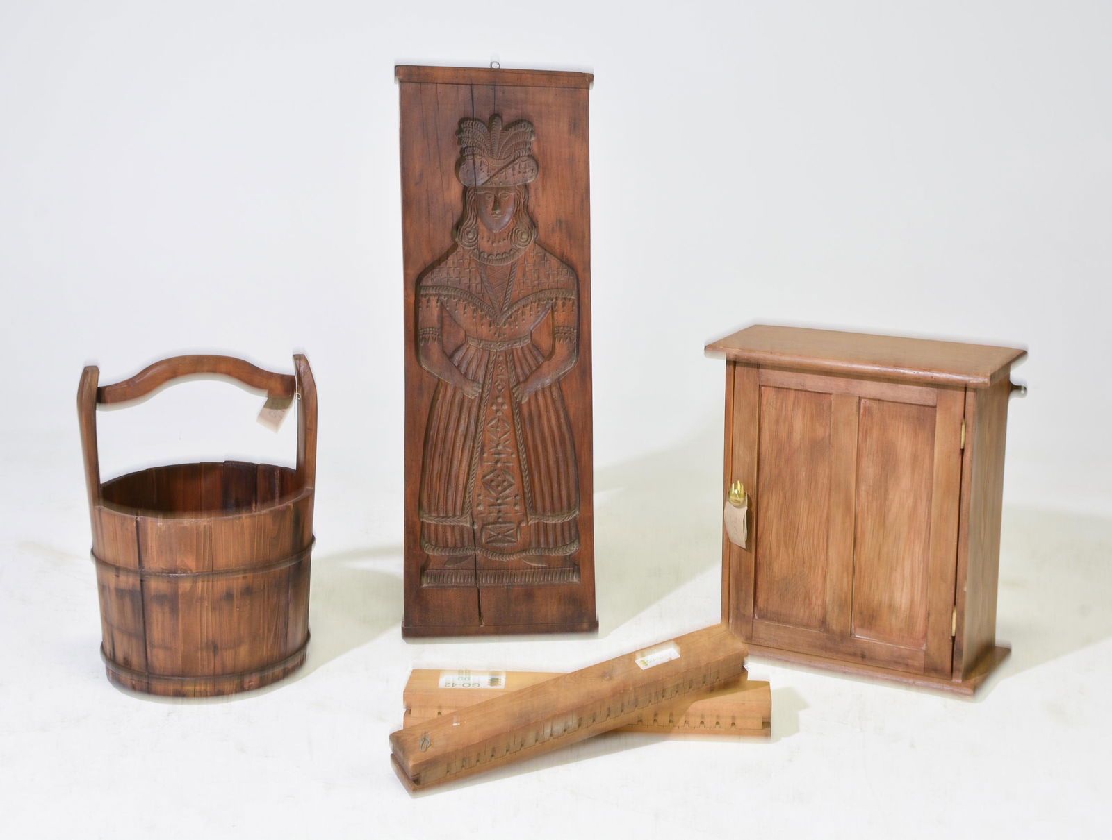 5pcs - Cigar Molds, Cabinet, Bucket, Etc. (1 of 3)