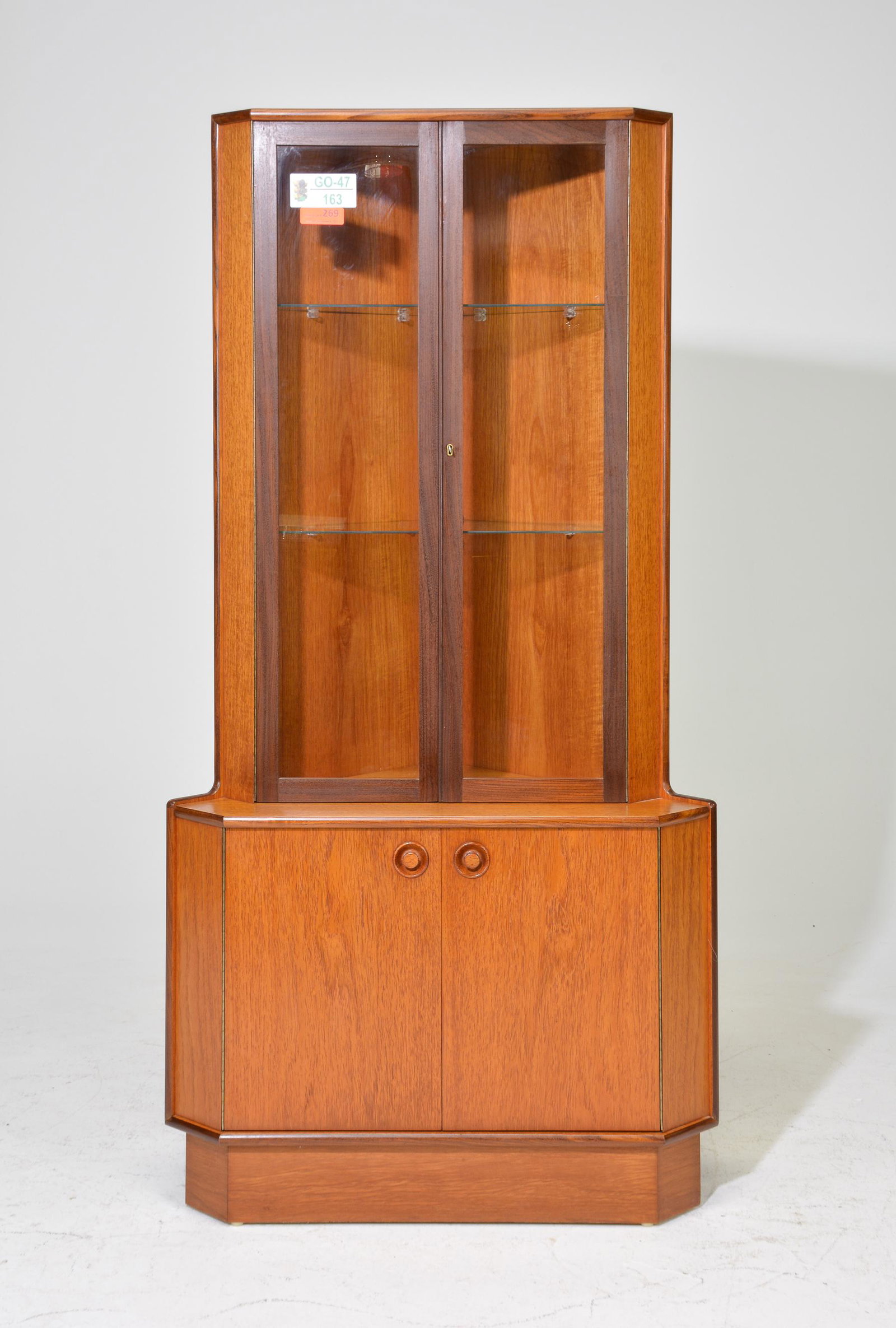 Mid Century Modern Corner Cabinet by Turnidge (1 of 4)