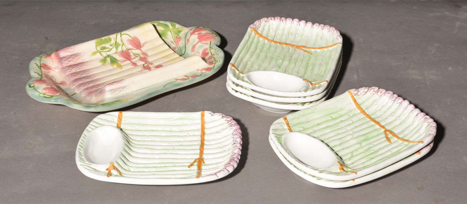 7pc French Asparagus Set - Platter & 6 Plates (1 of 5)
