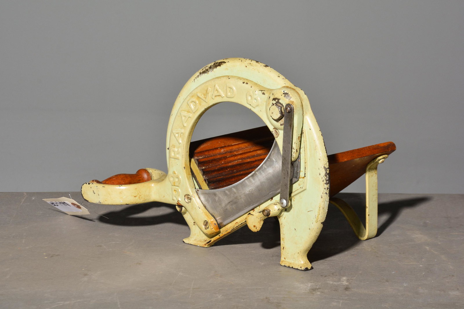 Painted Bread / Cabbage Slicer (1 of 3)