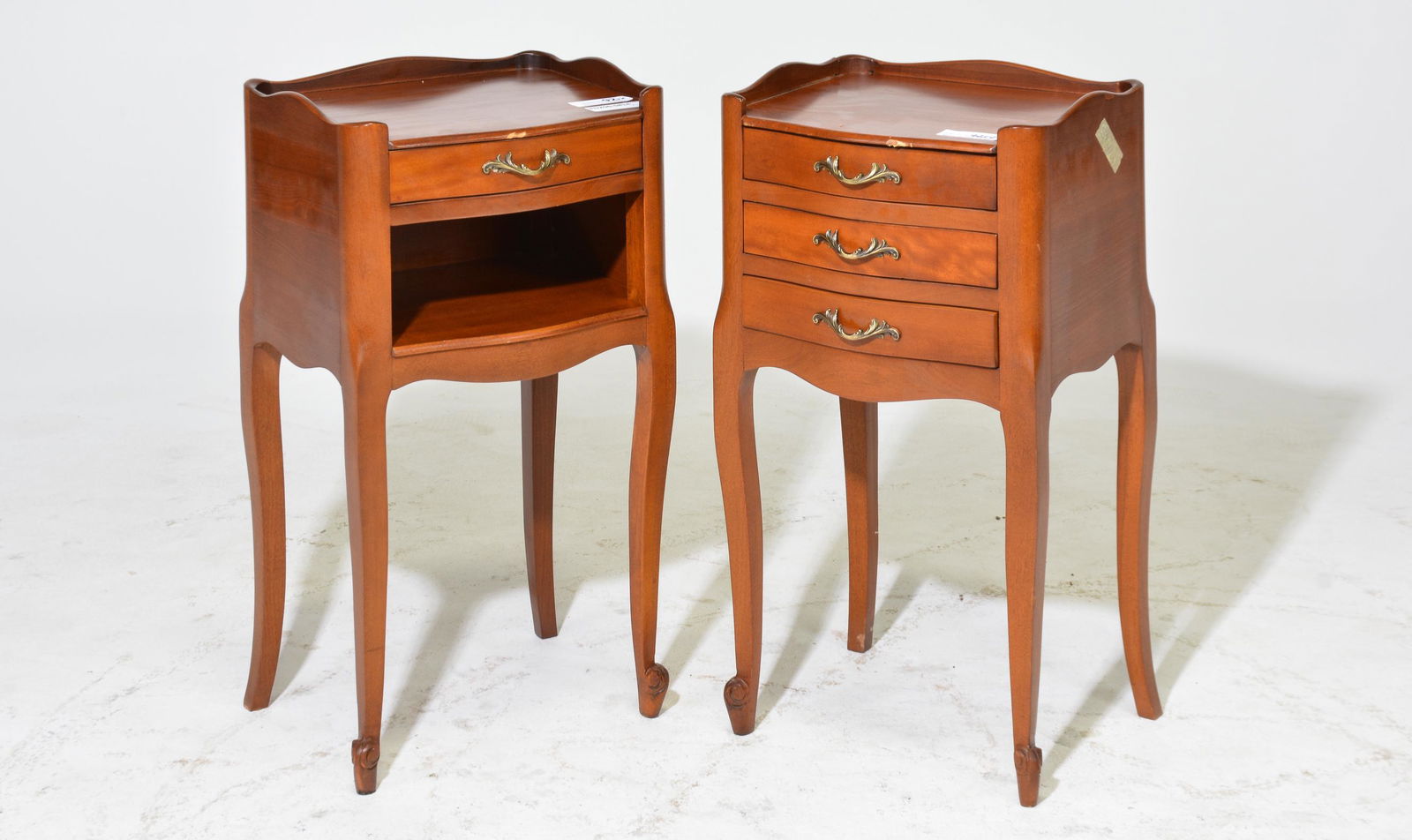 2 Louis XV Style Cherry Nightstands (1 of 5)