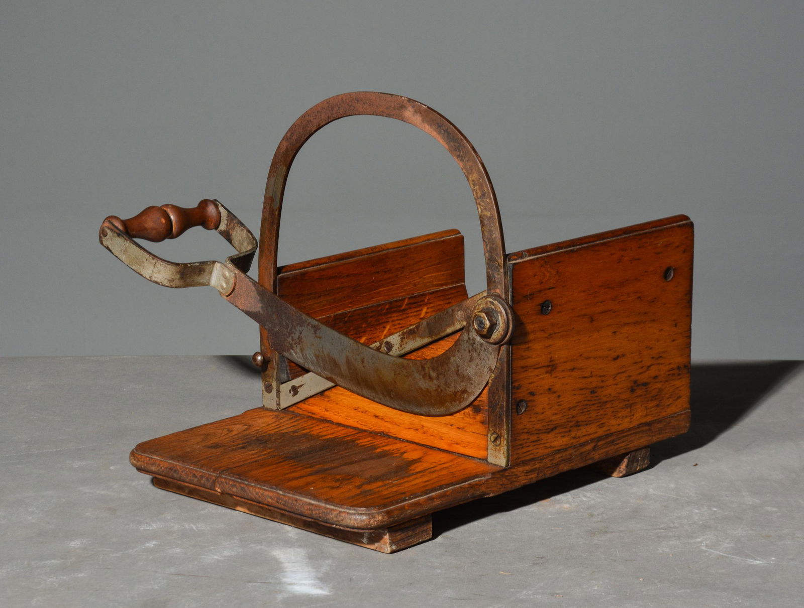 Painted Bread / Cabbage Slicer (1 of 2)