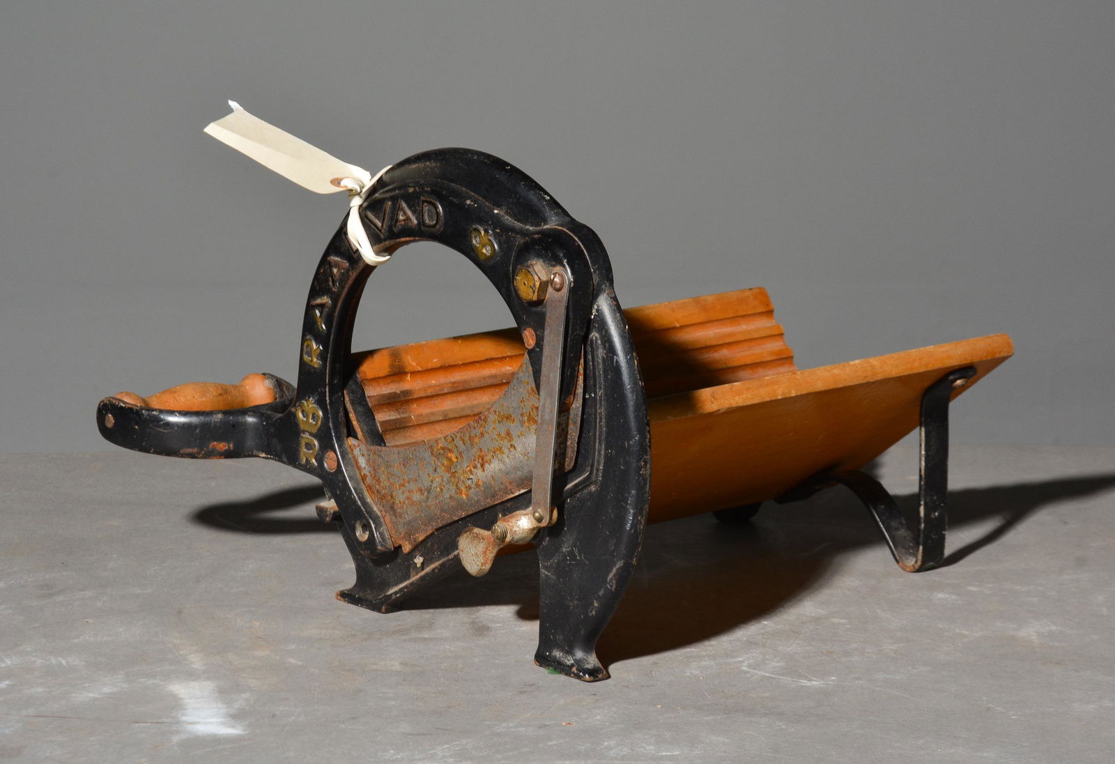 Painted Bread / Cabbage Slicer (1 of 2)