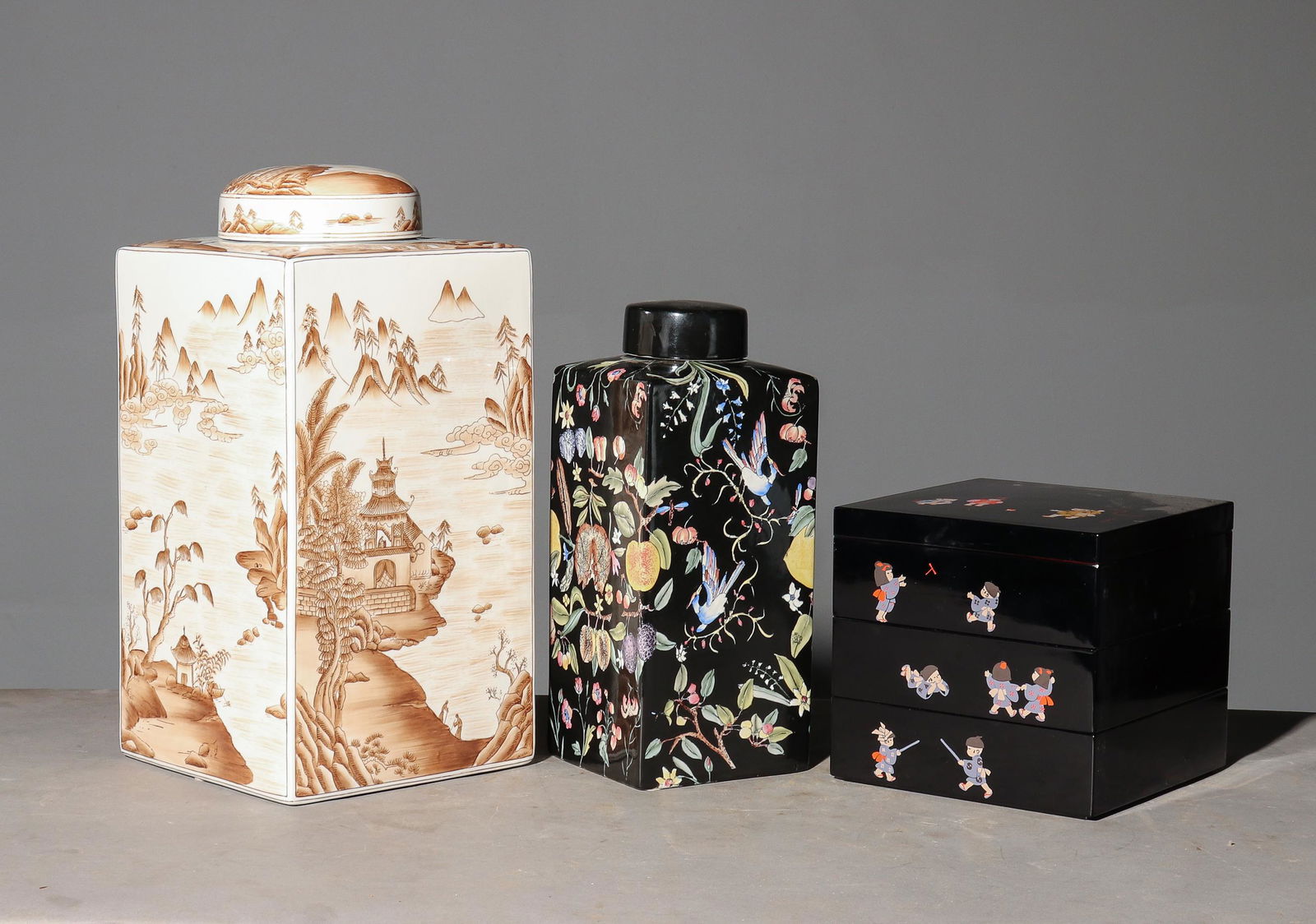 2 Asian Jars with Lids & Stacking Box (1 of 5)