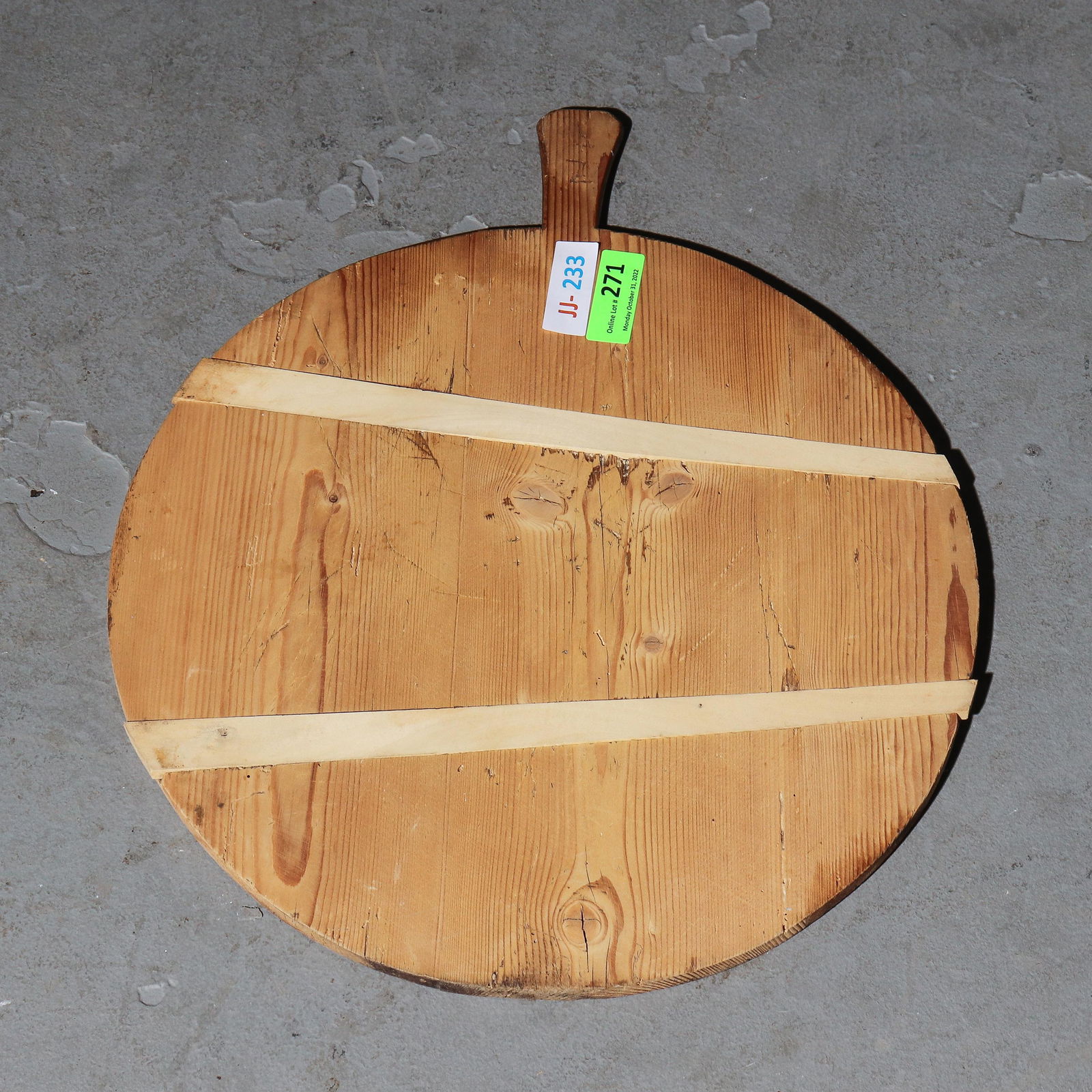 Round Charcuterie / Bread Boards (1 of 2)