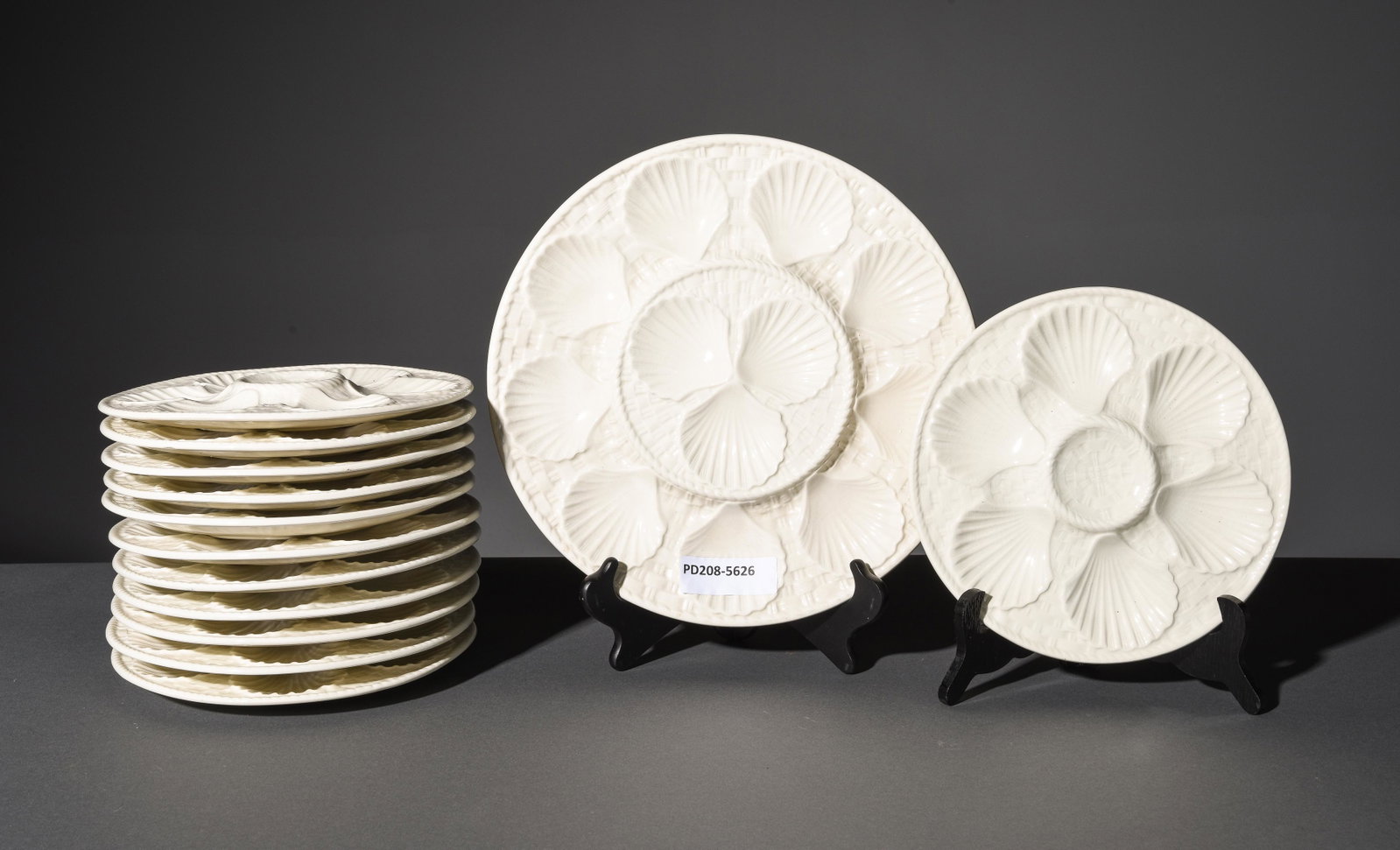 13pc French Scallop Plate Set - Platter & 12 Plates: 13pc French White Scallop Plate Set - Platter & 12 Plates - Platter is 13 inch diameter