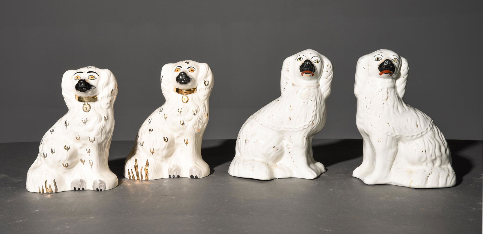 4pcs - King Charles Staffordshire & Royal Doulton Dogs (1 of 5)