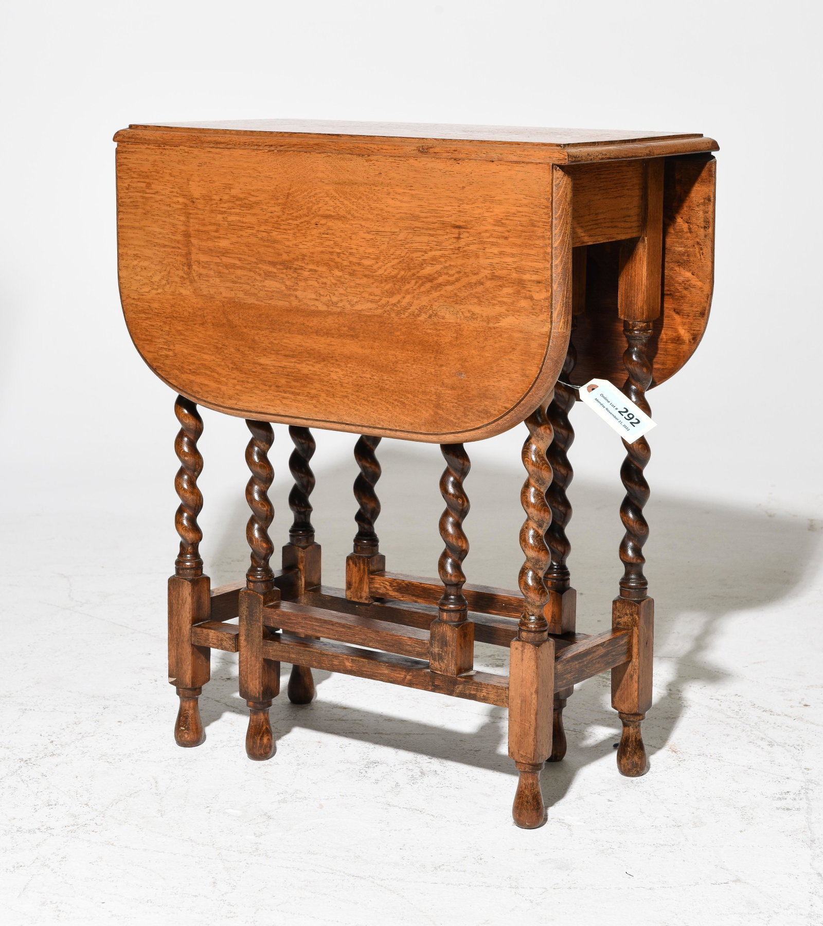 British Oak Barley Twist Drop Leaf Table c.1920's: British Oak Barley Twist Drop Leaf Table c.1920's - 29 in tall x 24 x 14, Leaves are 12 inches each