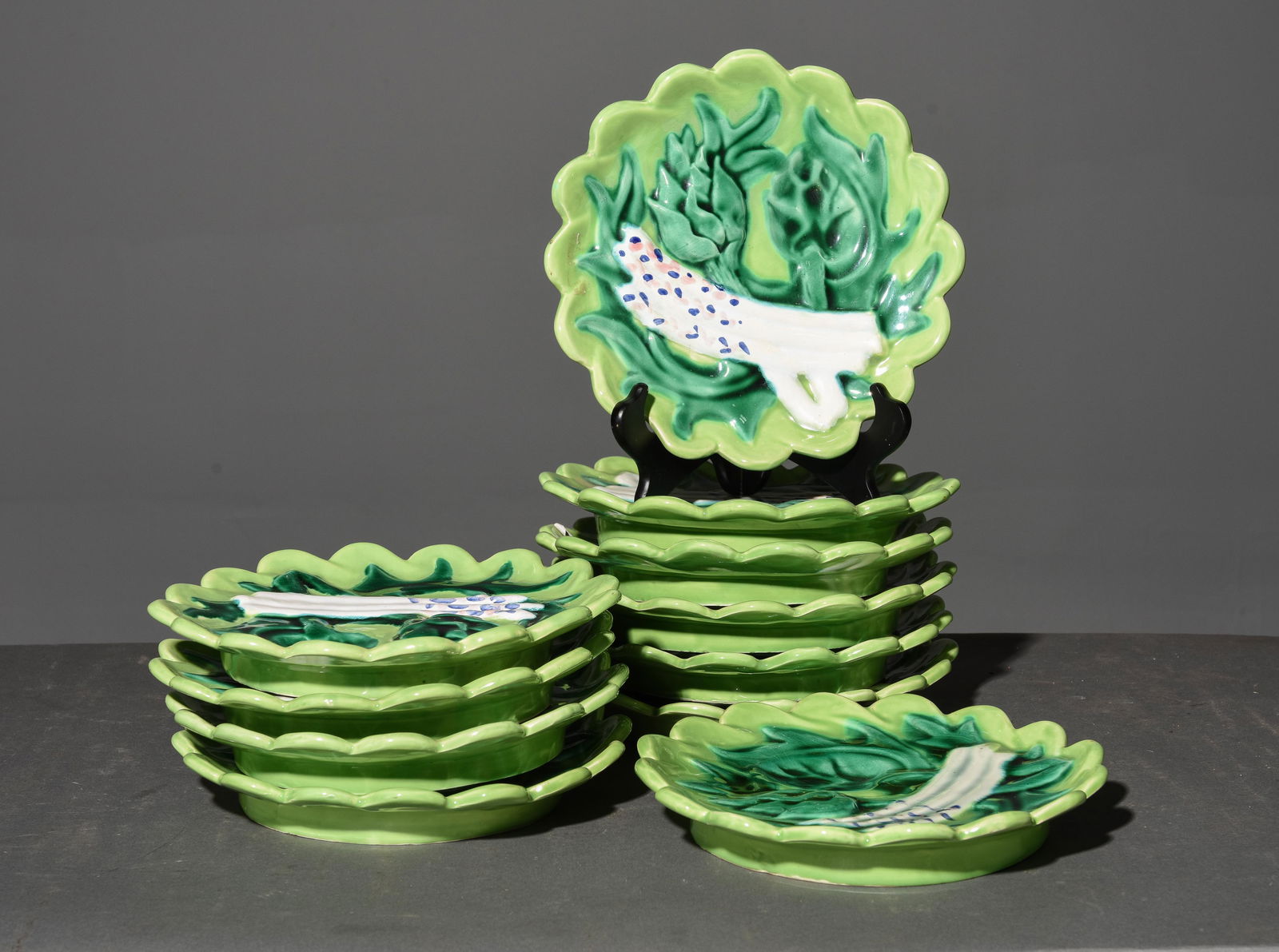 11 French Majolica Asparagus Plates (1 of 4)