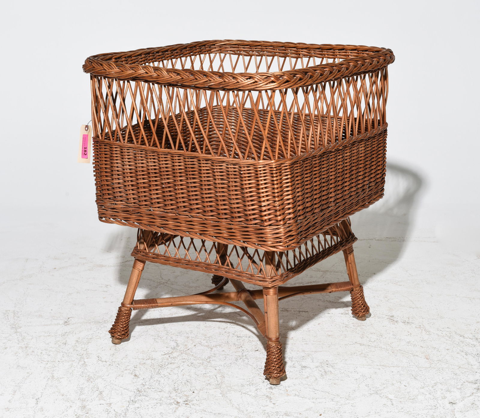 Large Wicker Basket / Hamper (1 of 3)