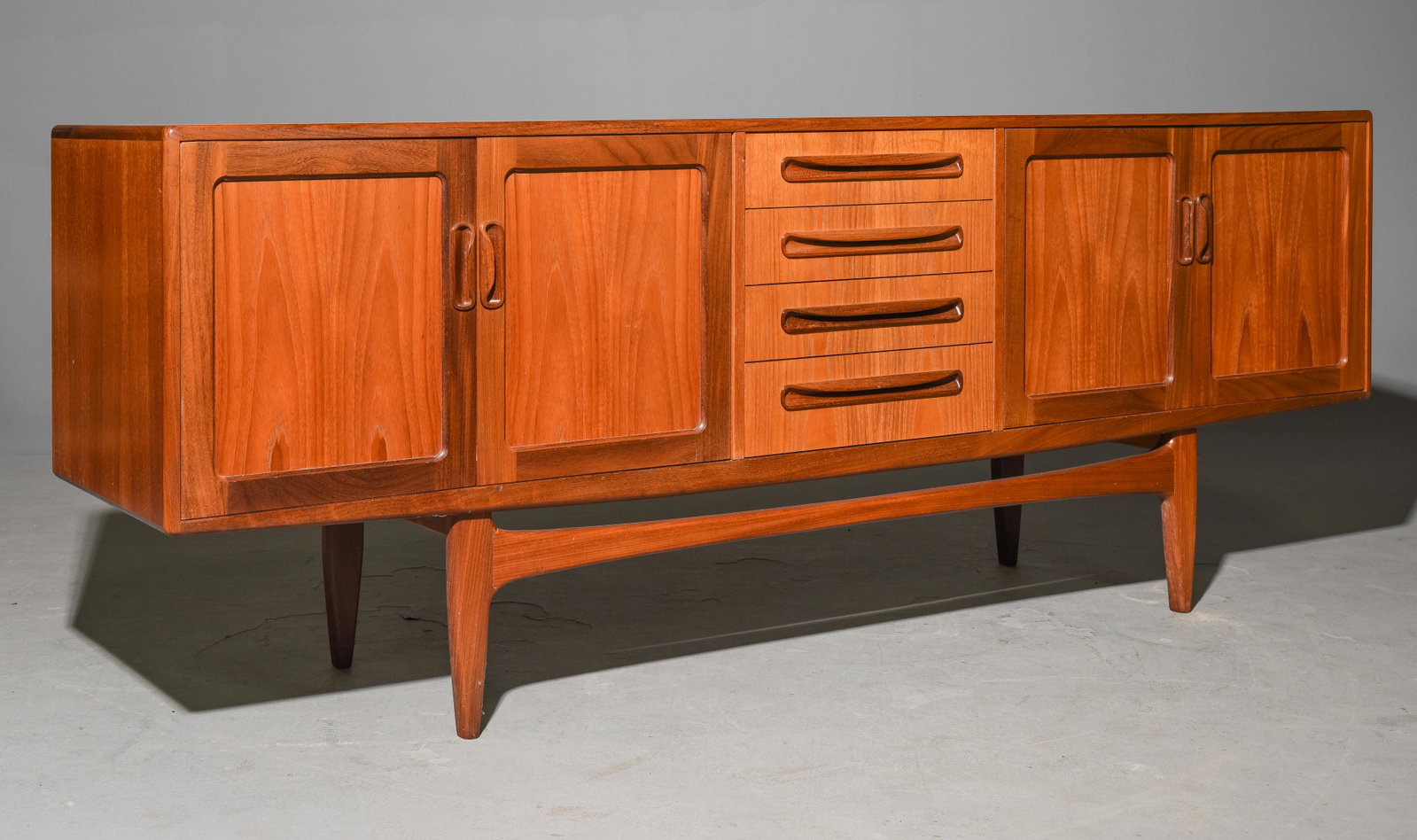 Mid Century Large "Fresco" Sideboard - G-Plan: This Danish Modern Style Teak Credenza is made by Mid Century Modern Furniture Maker G Plan ( Gplan ) & is part of their "Fresco" Range.