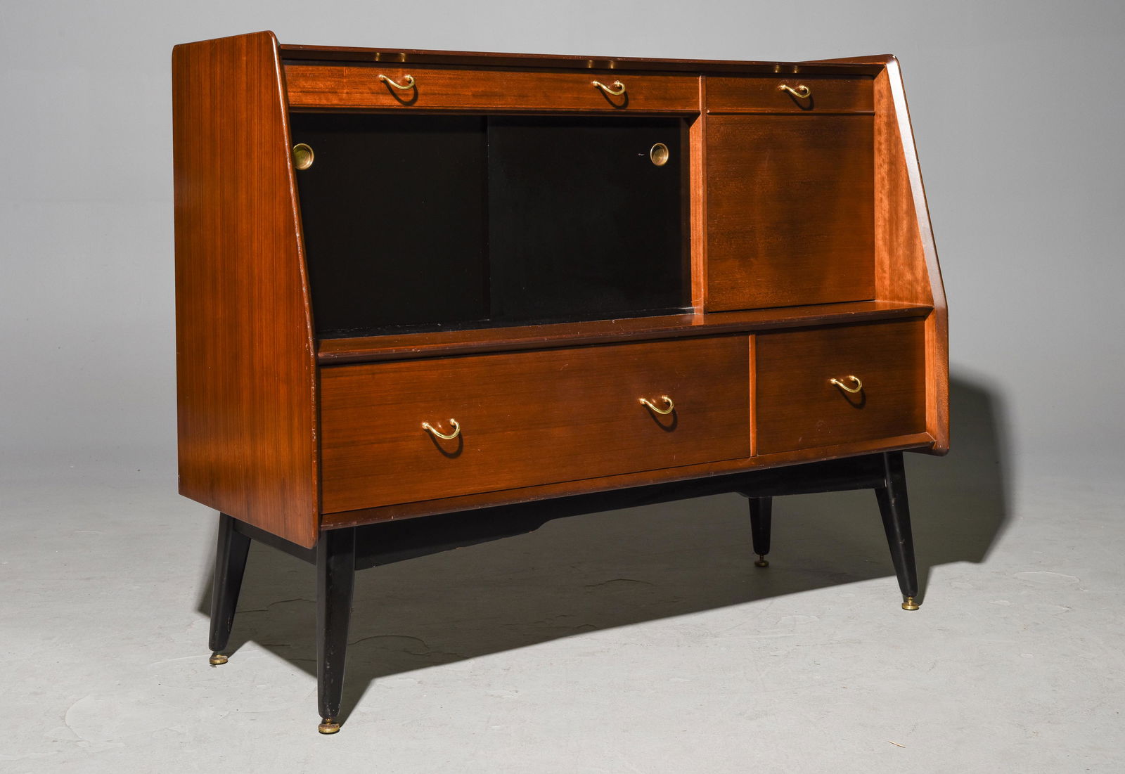 Mid Century Modern Gplan Tola Sideboard / Cabinet (1 of 4)