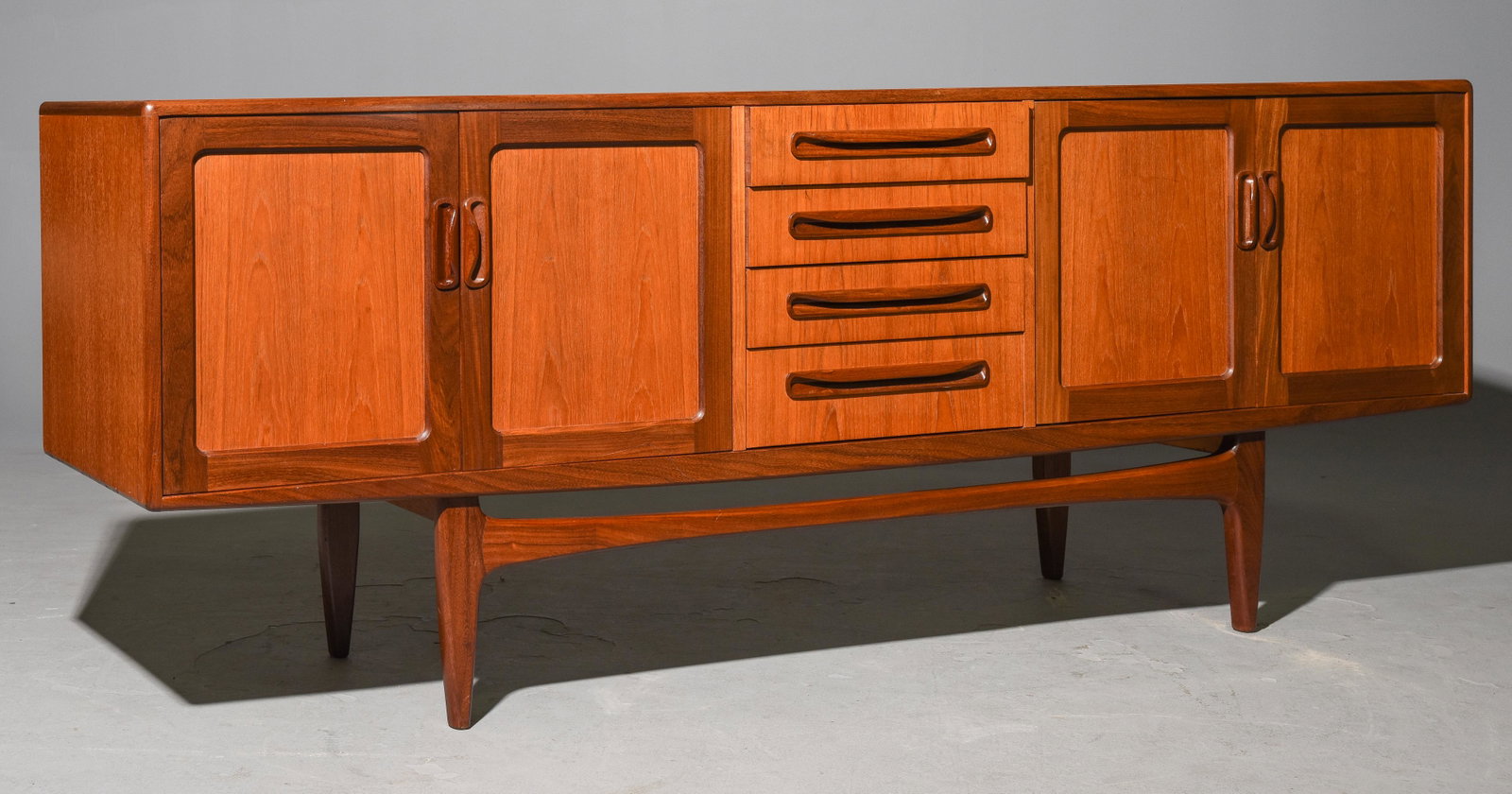 Mid Century Large "Fresco" Sideboard - G-Plan: This Danish Modern Style Teak Credenza is made by Mid Century Modern Furniture Maker G Plan ( Gplan ) & is part of their "Fresco" Range.