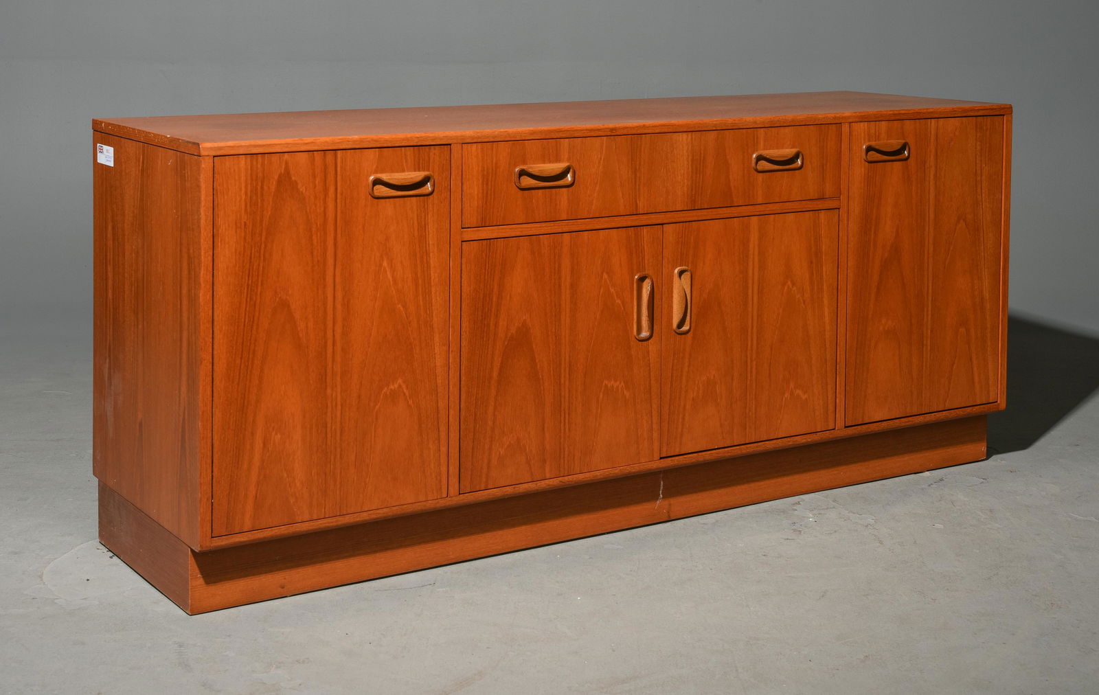 Mid Century Modern Teak Credenza - Gplan (1 of 6)