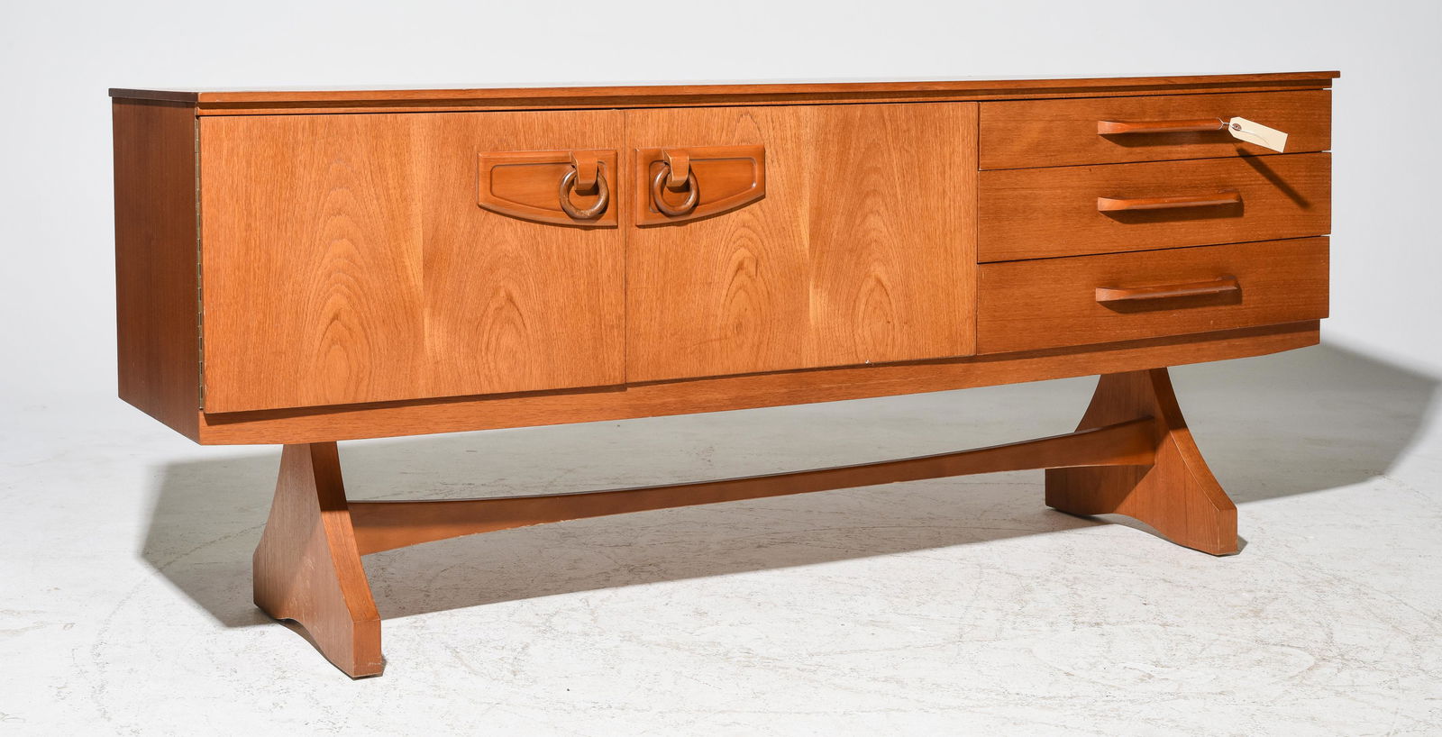 Mid Century Modern Sideboard - Beautility (1 of 7)