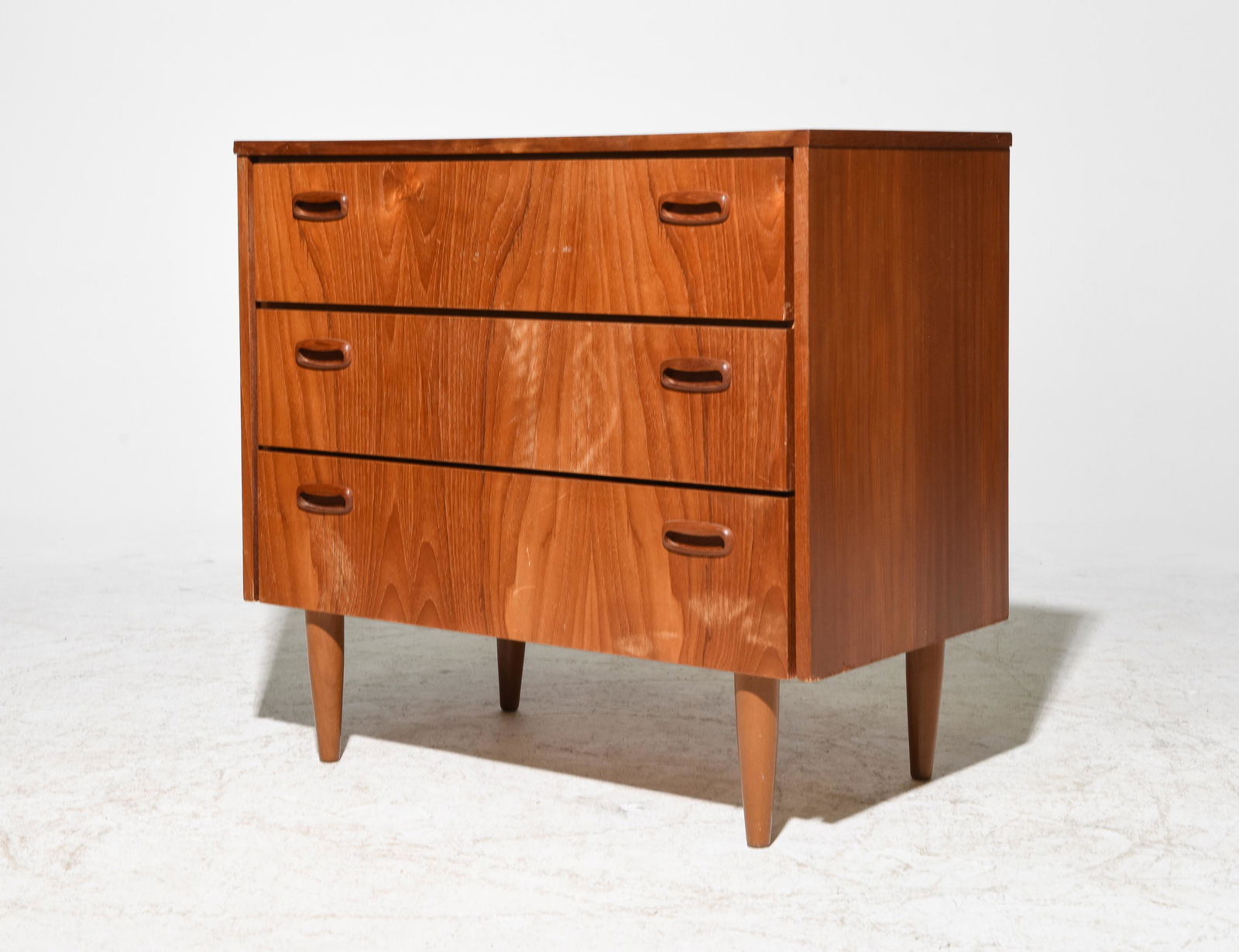 Mid Century Modern 3 Drawer Low Chest (1 of 3)
