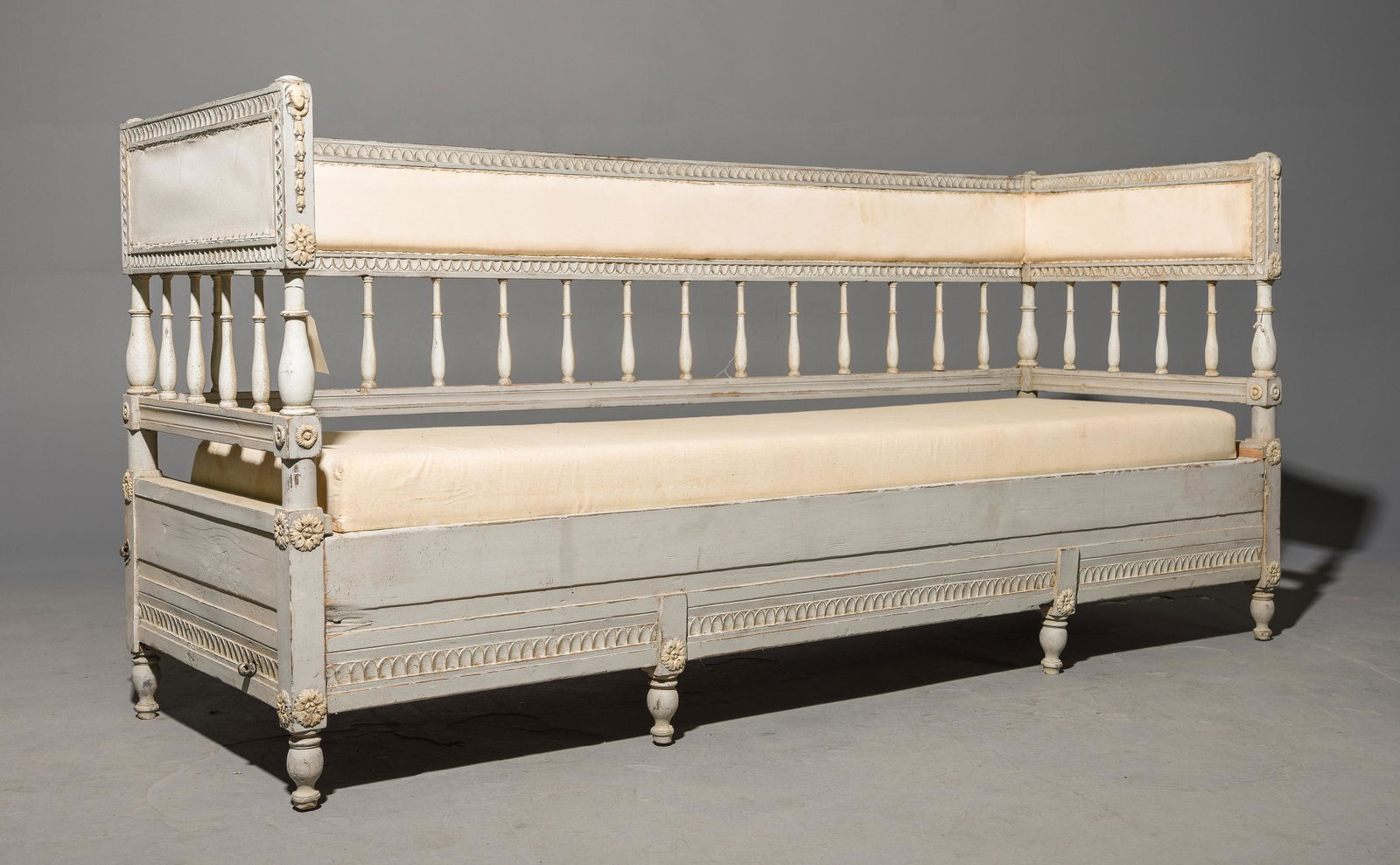Swedish Gustavian Style Painted Sofa (1 of 6)