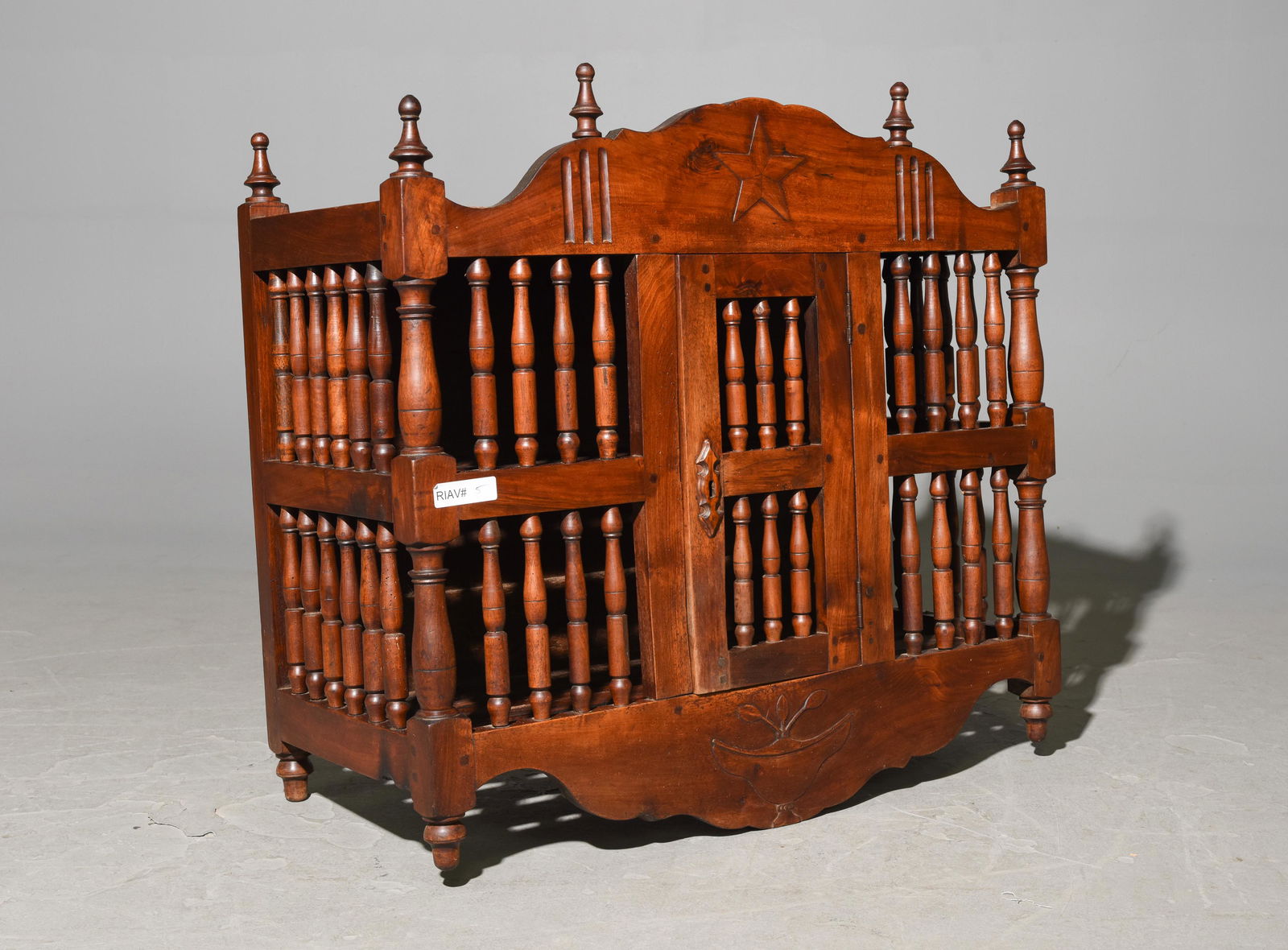 French Panettiere (1 of 3)