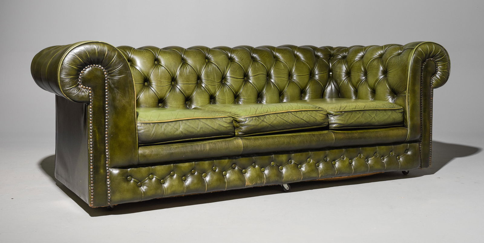 British Green Leather Button Tufted Chesterfield 3 Seater Sofa - Seat height is 17 inches (1 of 4)