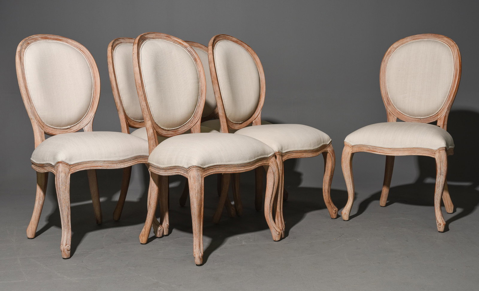 Set of 6 Balloon Back Dining Chairs: Set of 6 Balloon Back Dining Chairs - Seat height is 19 inches