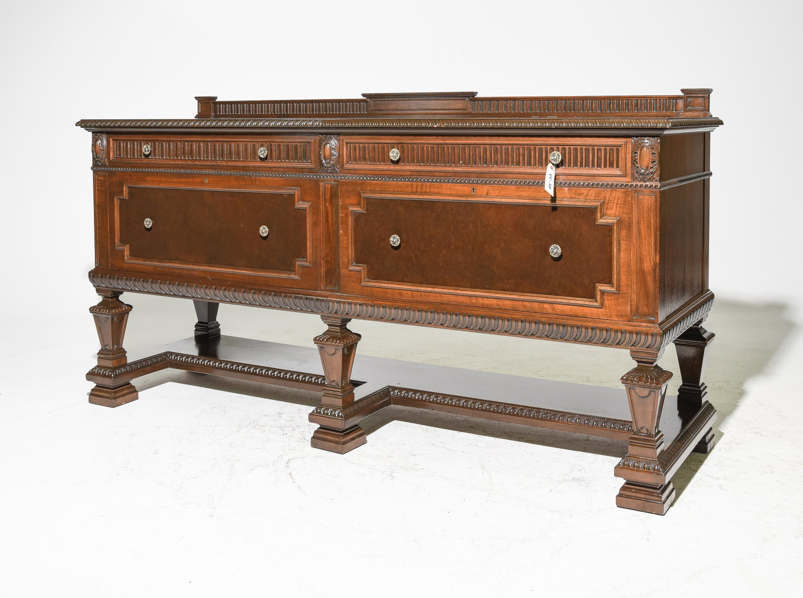 Oak Sideboard / Enfilade: Oak Sideboard / Enfilade