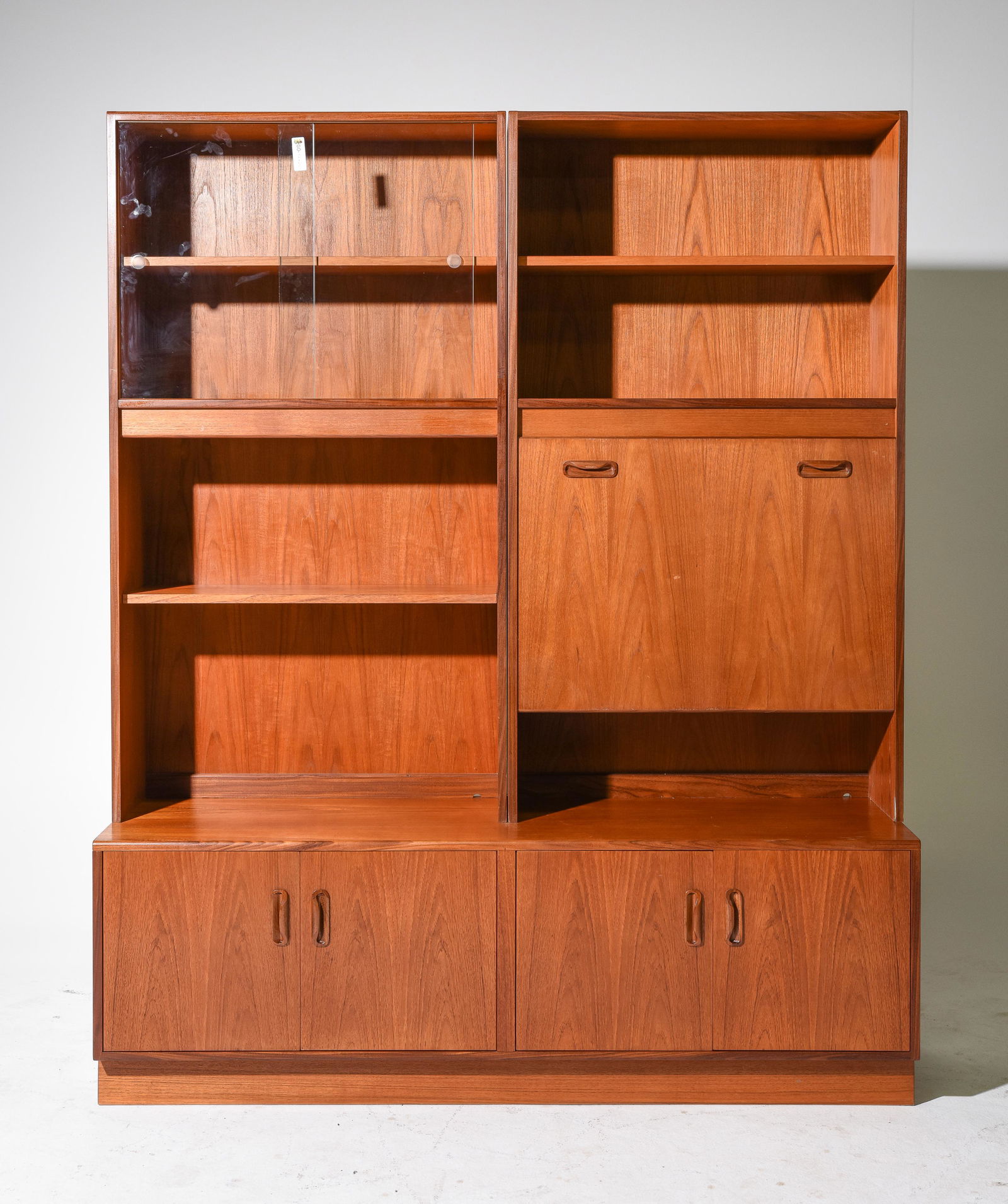 Mid Century Modern G-Plan Bookcase / Wall Unit (1 of 3)