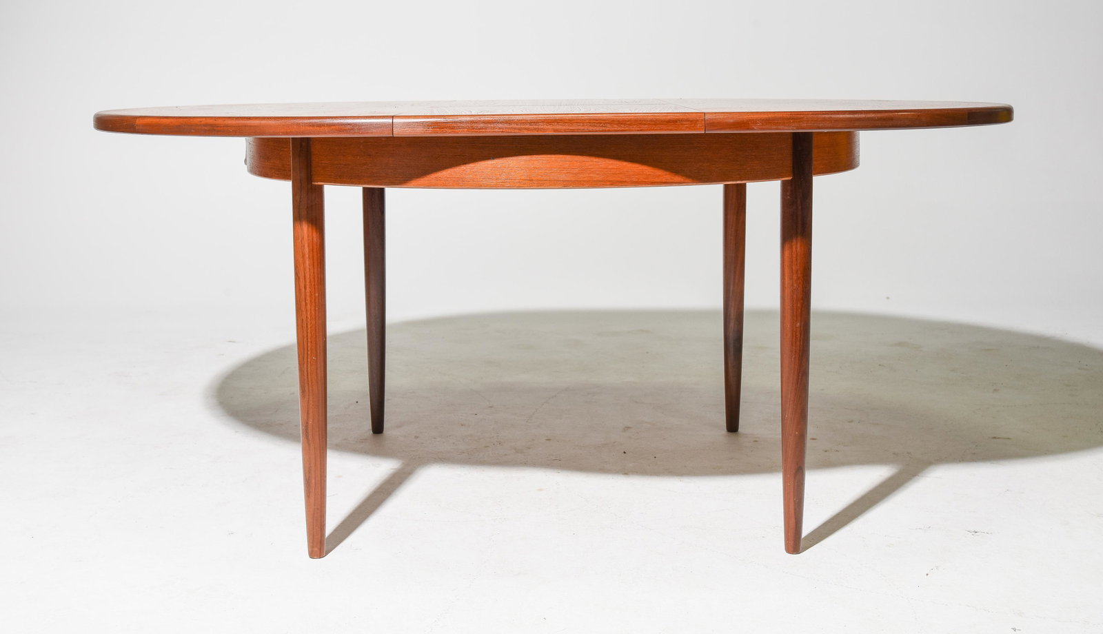 Round Mid Century Table By G-Plan - Pop Up Leaf (1 of 4)