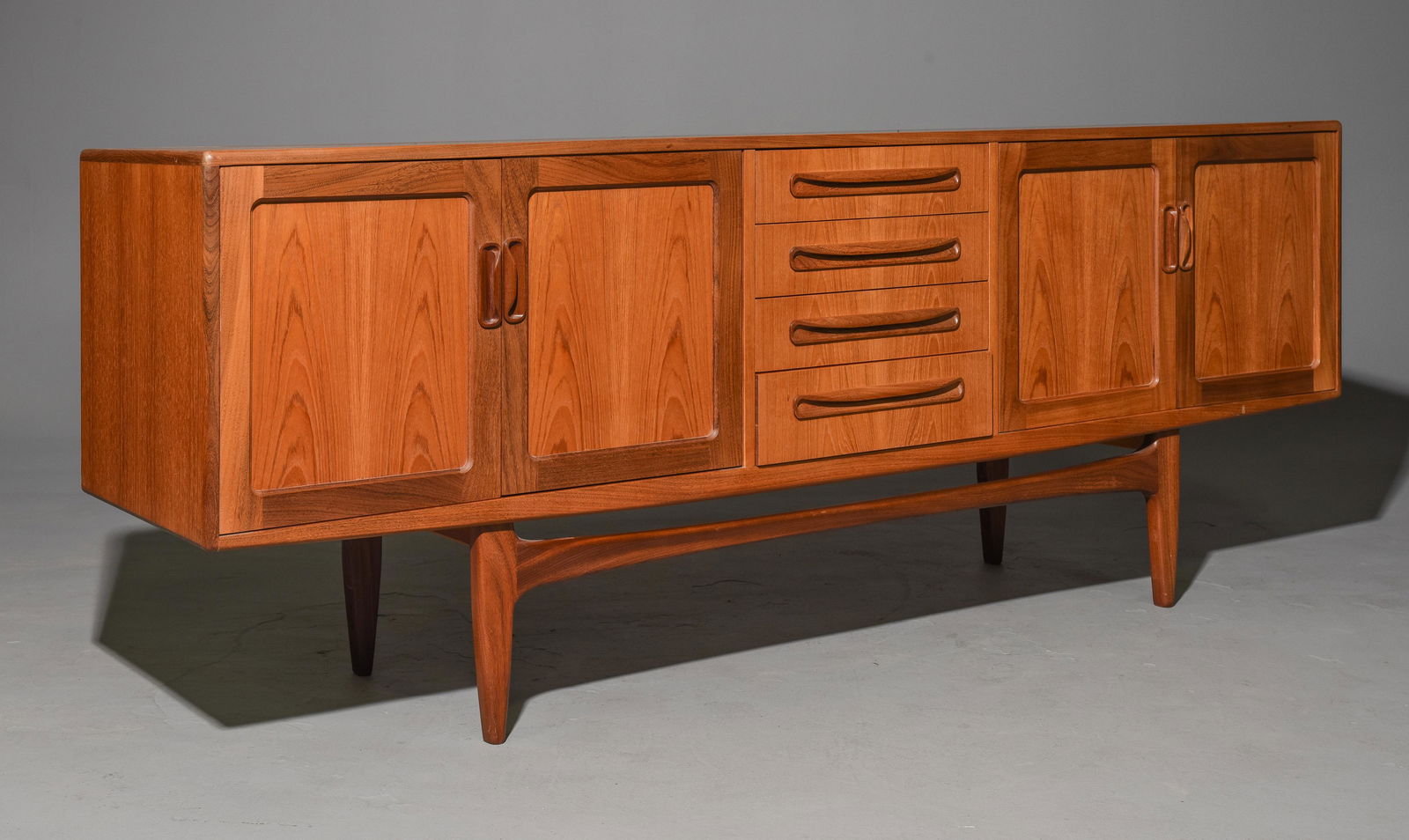 Mid Century Large "Fresco" Sideboard - G-Plan: This Danish Modern Style Teak Credenza is made by Mid Century Modern Furniture Maker G Plan ( Gplan ) & is part of their "Fresco" Range.