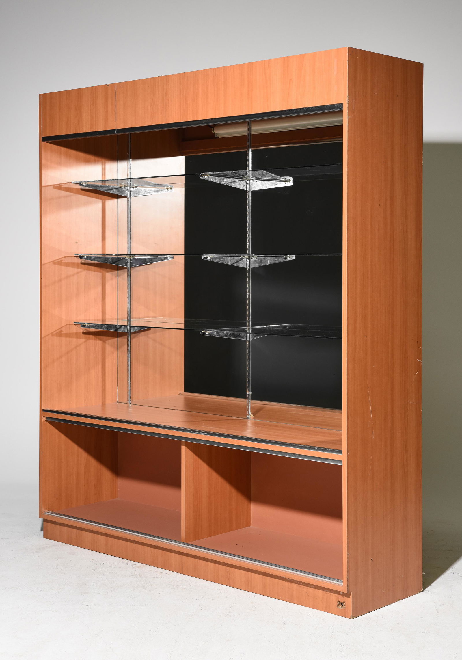 Large Mirror Back Display Cabinet / Store Fixture (1 of 5)