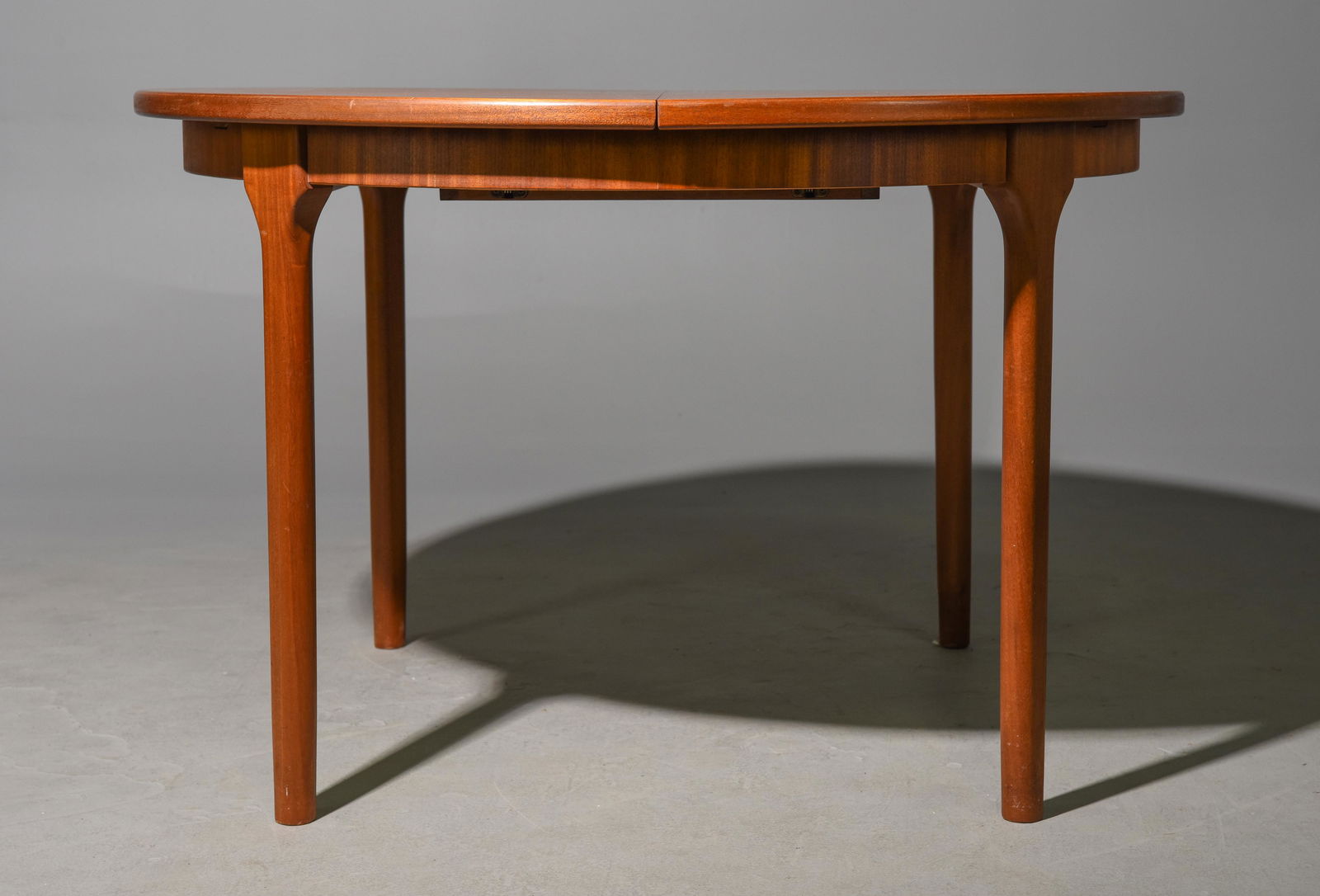 Round Mid Century Modern Dining Table - McIntosh (1 of 5)