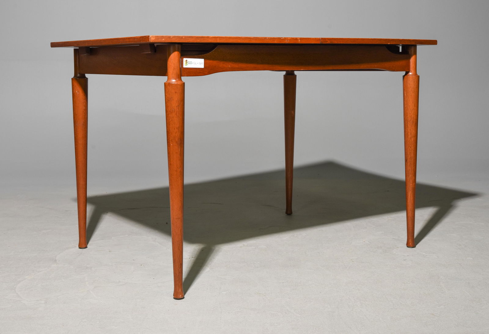 Mid Century Modern Extendable Table with Leaf (1 of 4)