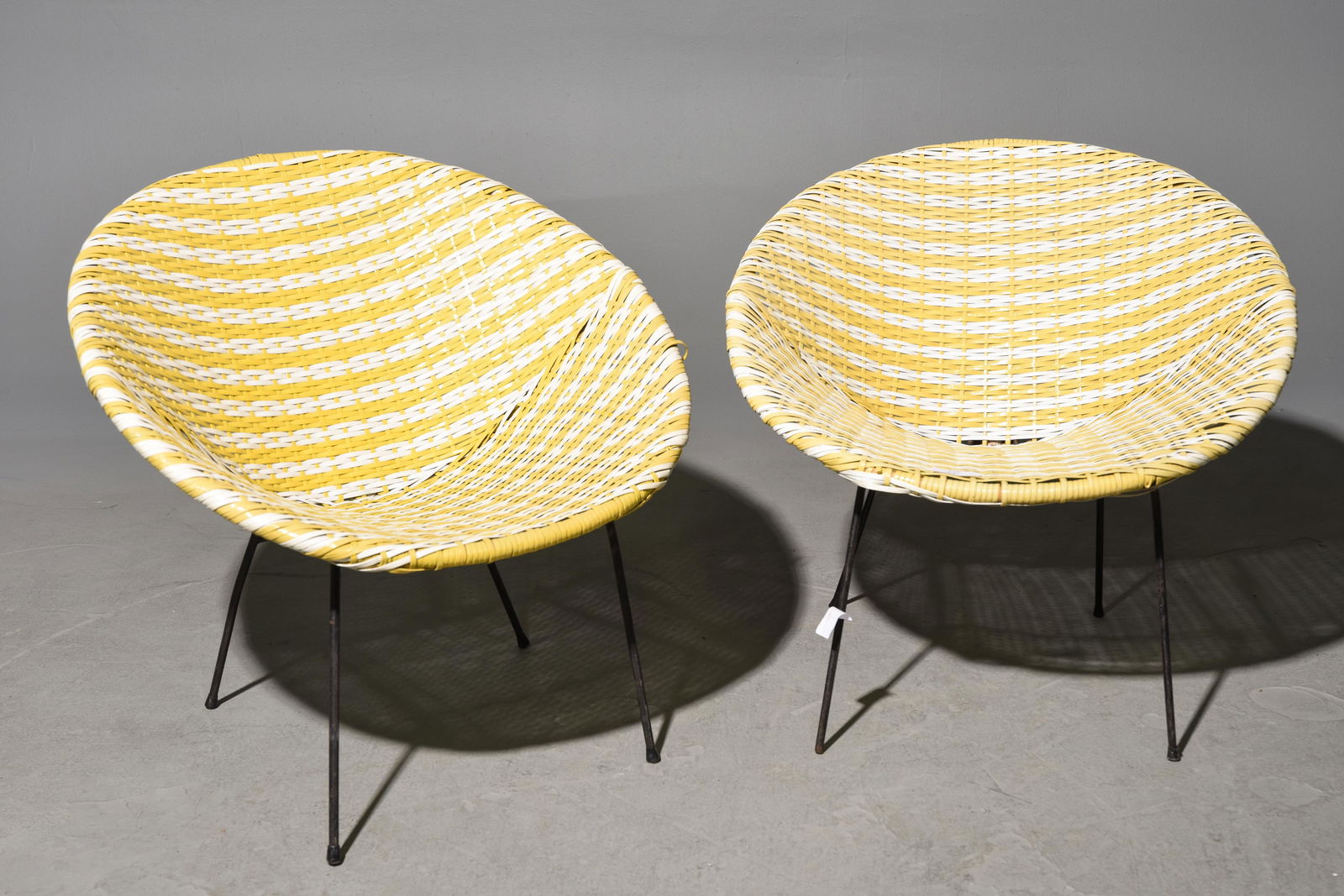 2 Woven Basket Chairs (1 of 4)
