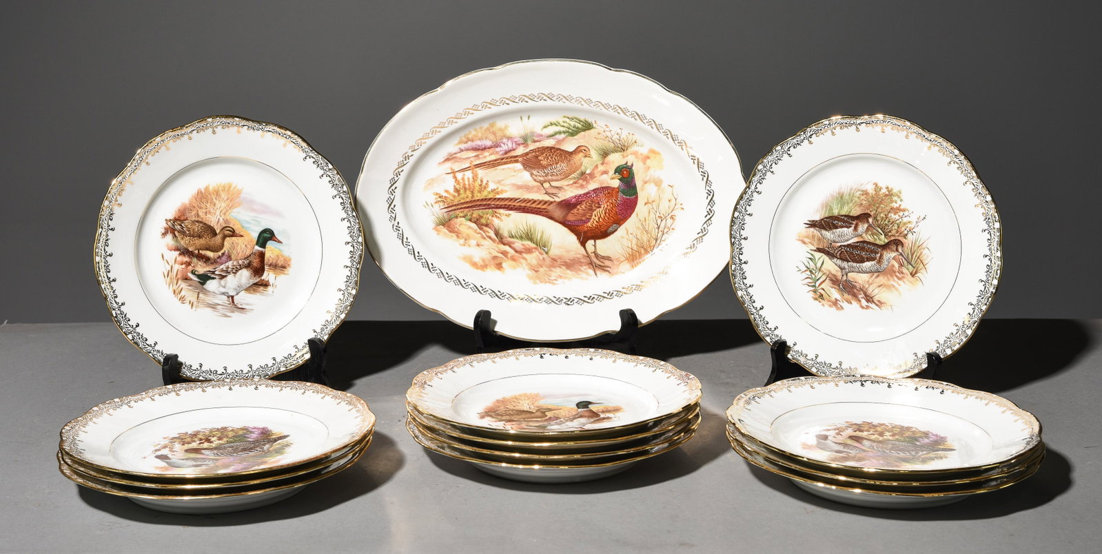 13pc French Hunt Plate Set - Platter & 12 Plates: 13pc French Hunt Plate Set - Platter & 12 Plates - Measurements are for the platter