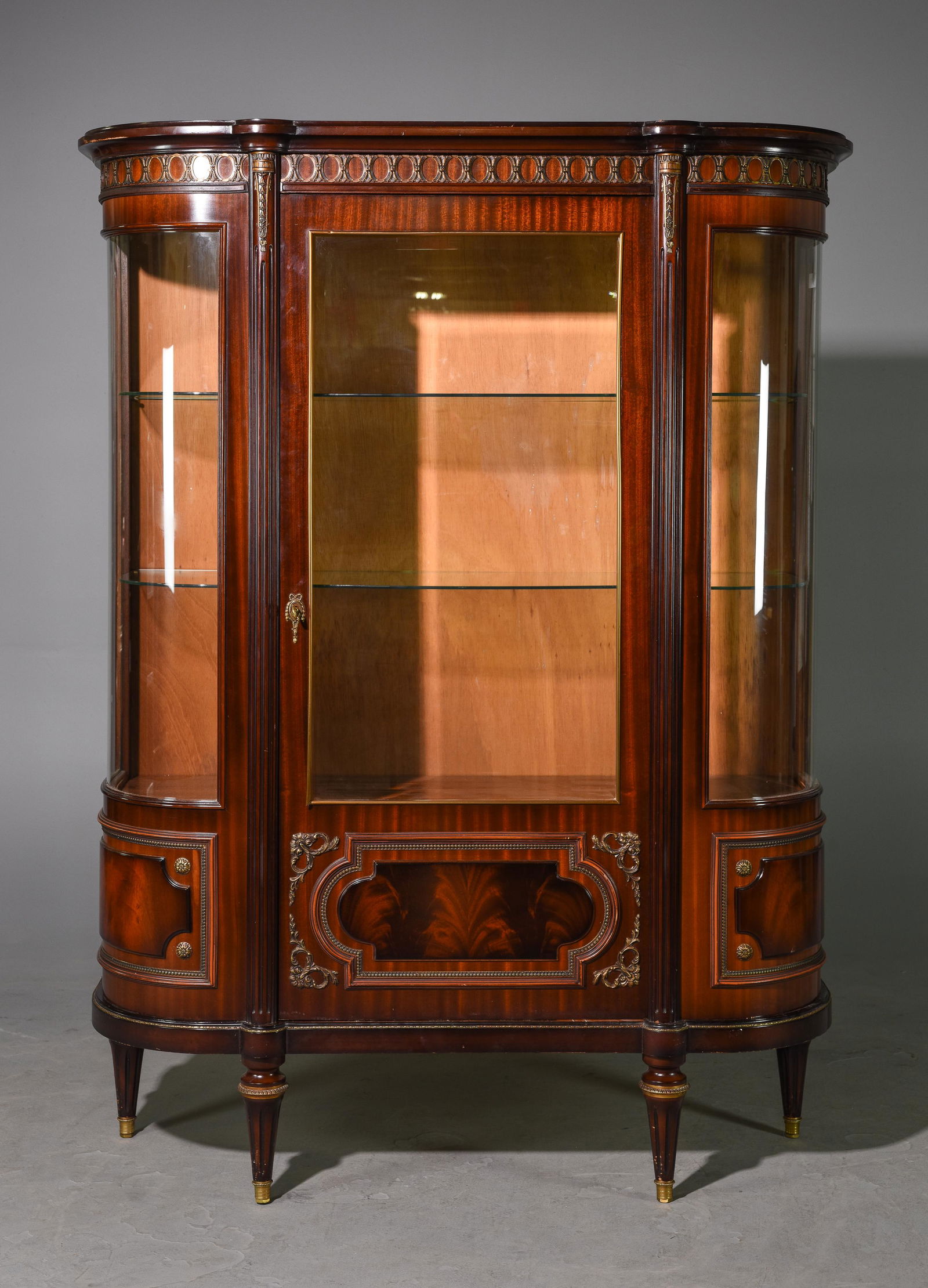 Louis XVI Style Mahogany Showcase / Display Cabinet (1 of 3)