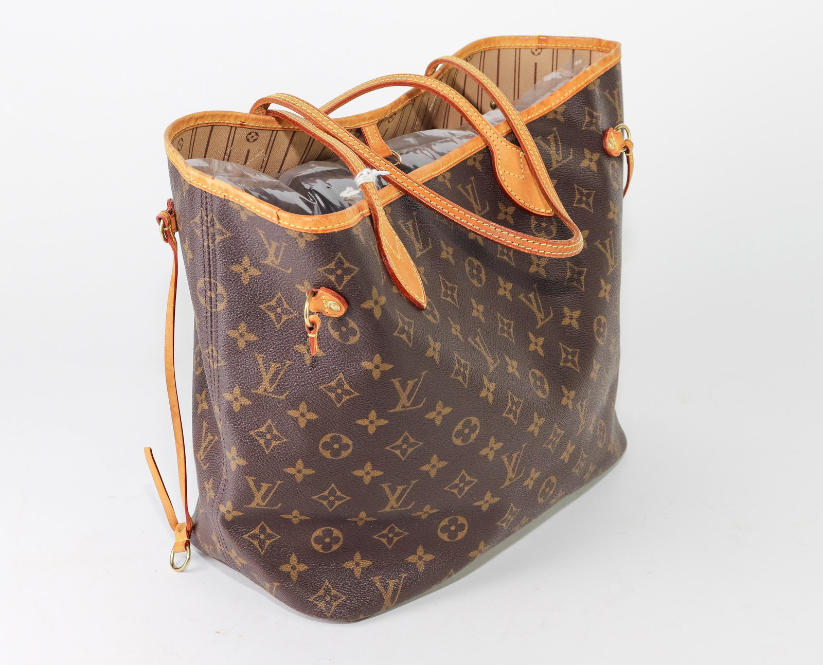 Louis Vuitton Neverfull MM in Brown Monogram Canvas (1 of 8)