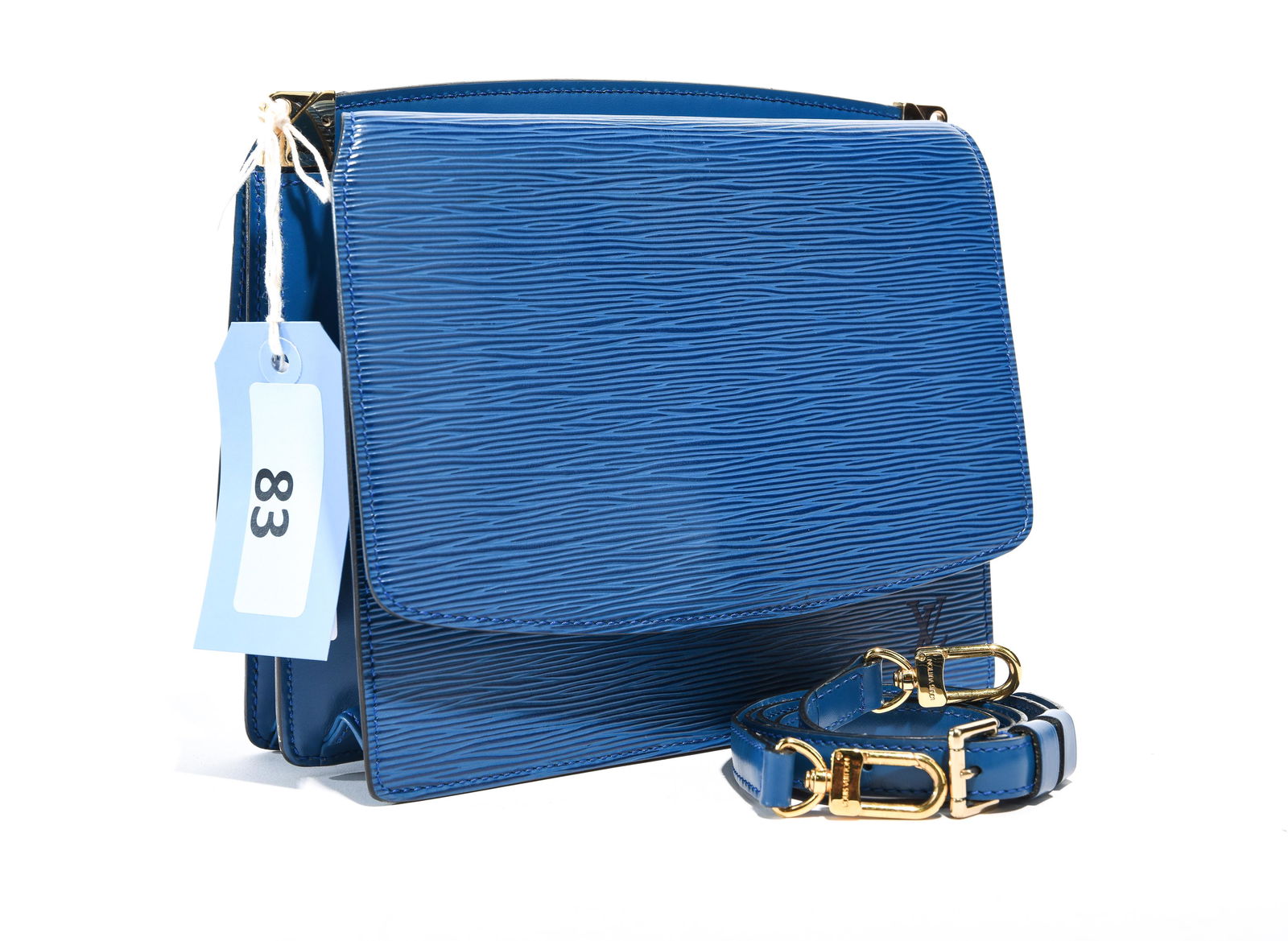 Louis Vuitton Grenelle in Blue Epi: Genuine Pre-Owned Louis Vuitton Grenelle in Blue Epi in A condition. Date Code is MI0963 (Jun 1993) This lot includes the following accessories: Strap. Measurement: 18*20*8cm. This lot includes a cer