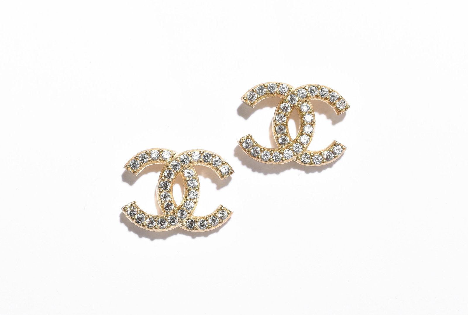 Chanel BO CC STRASS DORE CHANEL Medium Earrings (1 of 2)