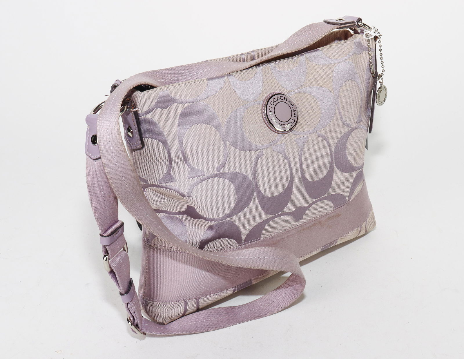 Coach Signature Shoulder Bag (1 of 8)