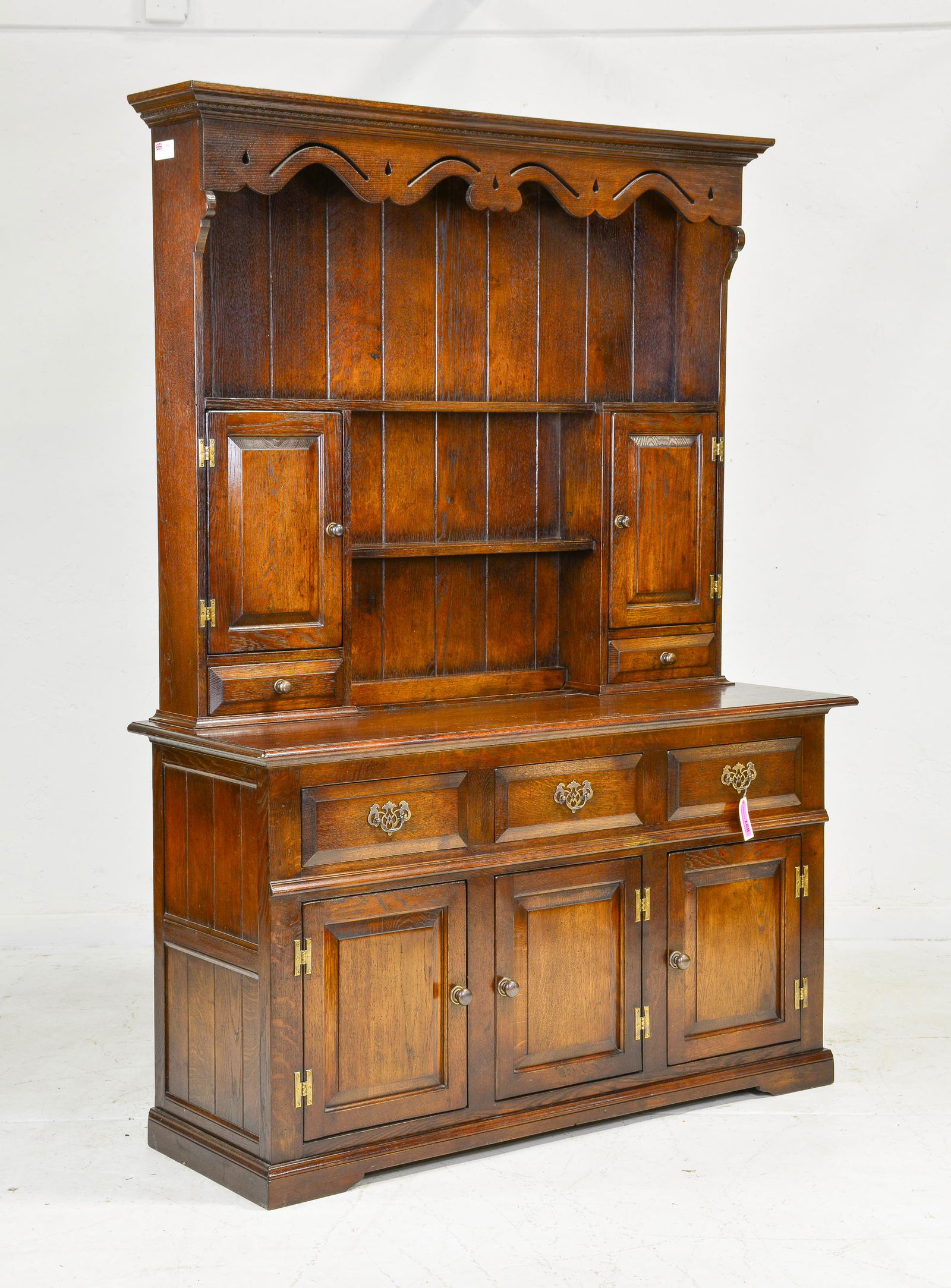 Georgian Style Oak Welch Dresser (1 of 5)