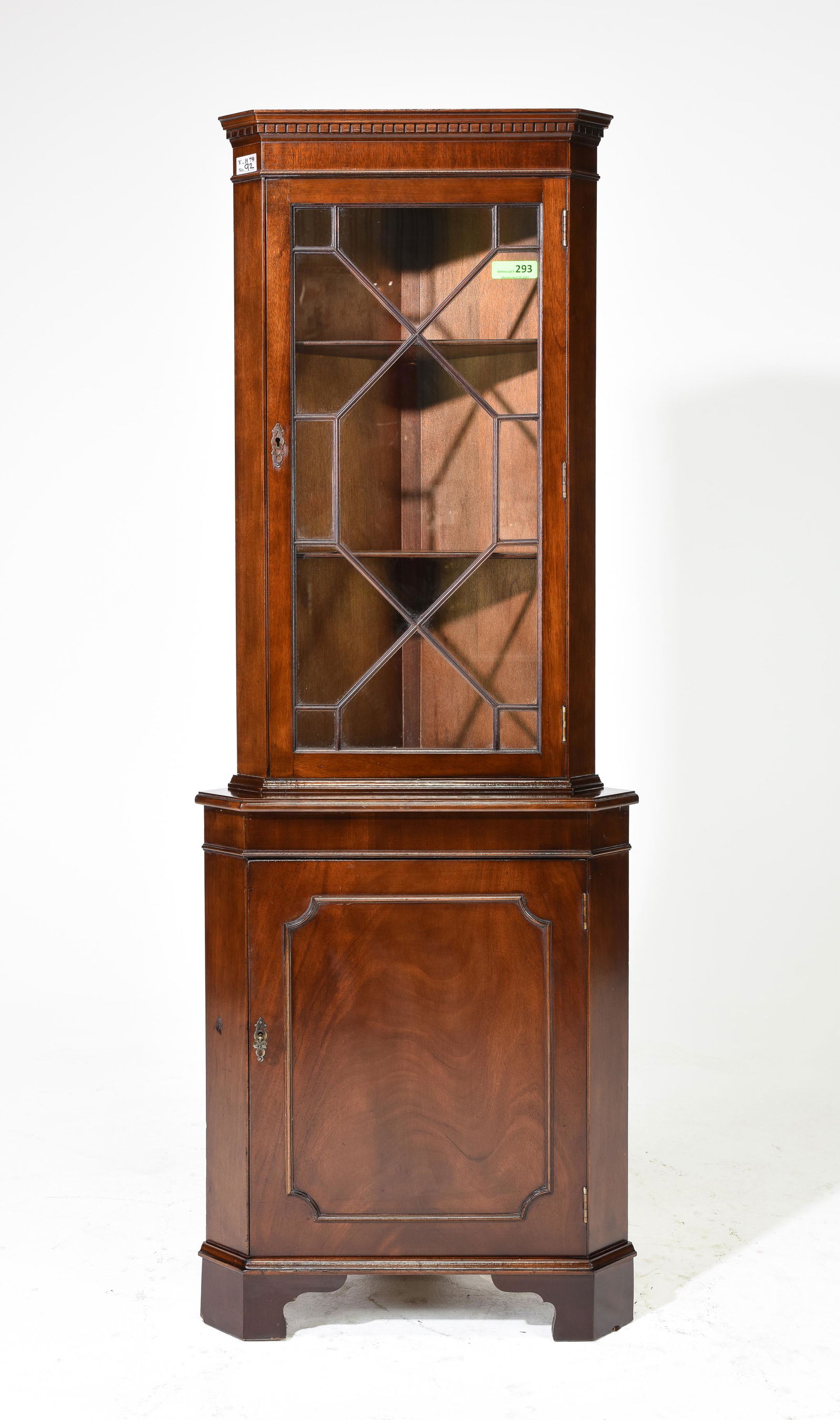 British Mahogany Corner Cabinet / Cupboard (1 of 3)