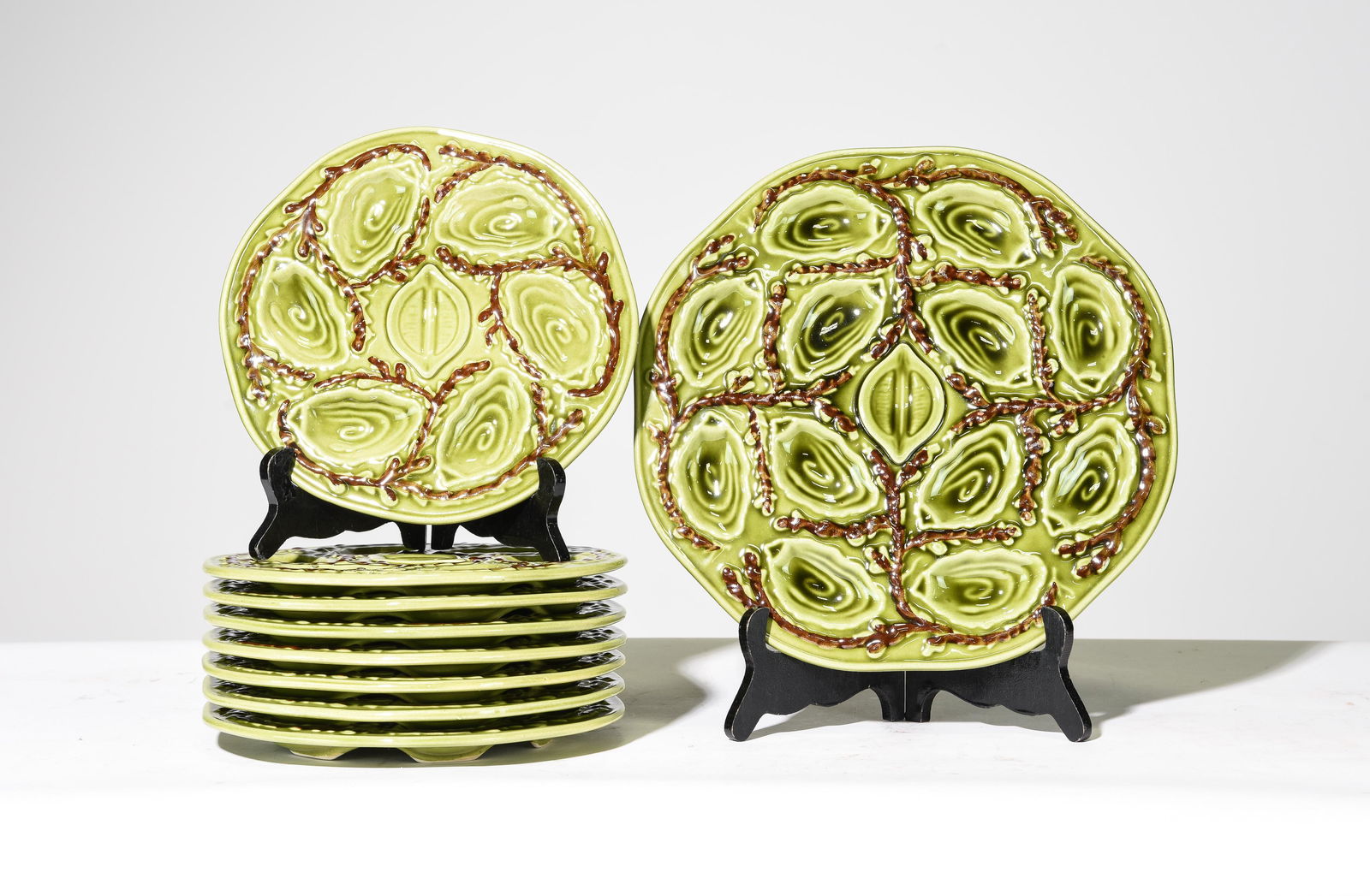 9pc French Green Oyster Platter & Plates: 9pc French Green Earthenware Oyster Platter & Plates - Platter is 1 in tall x 12 inch diameter