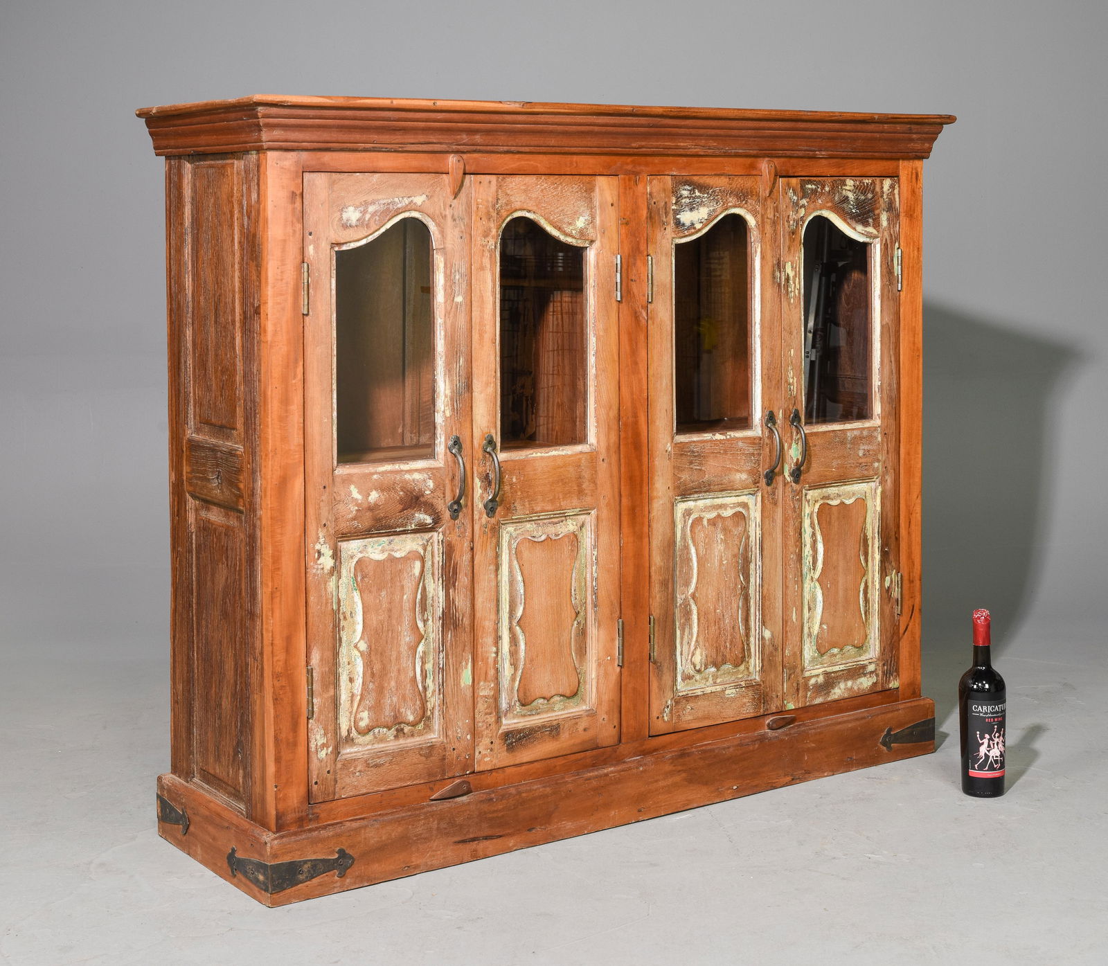 Rustic 4 Door Cupboard / Cabinet (1 of 3)