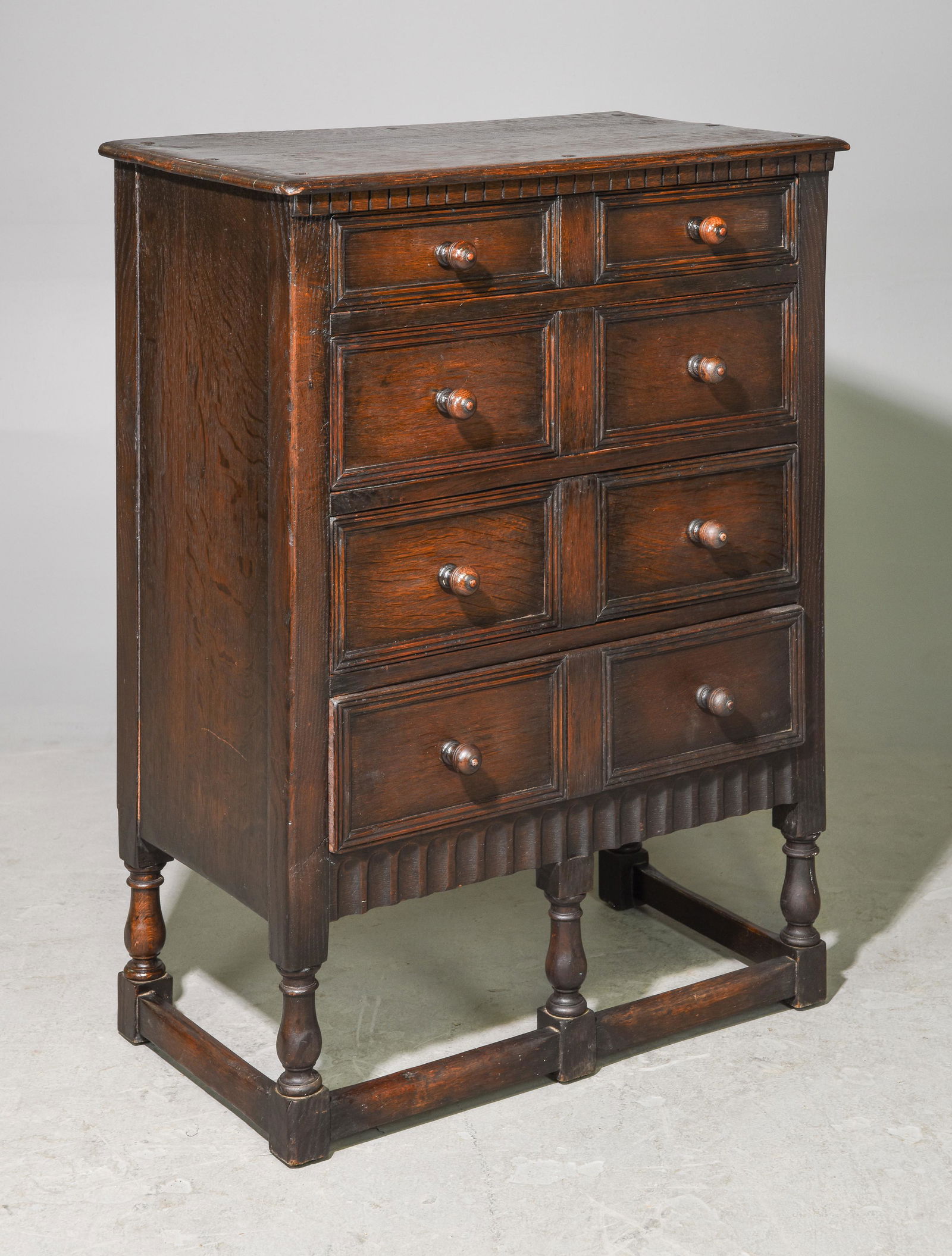 British Oak 4 Drawer Chest c.1930's (1 of 4)