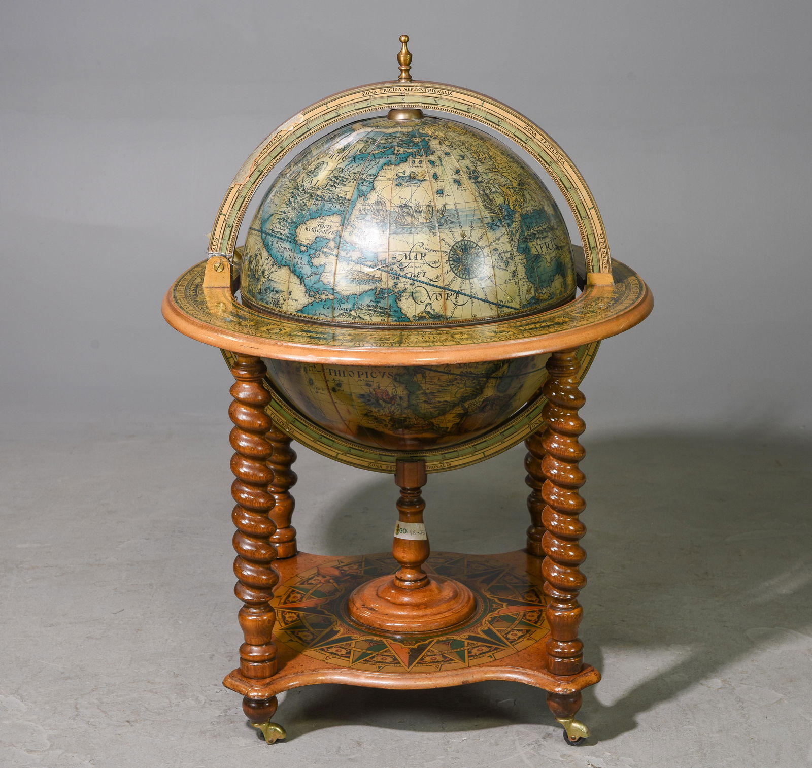 Italian Globe Bar / Cocktail Trolley (1 of 7)