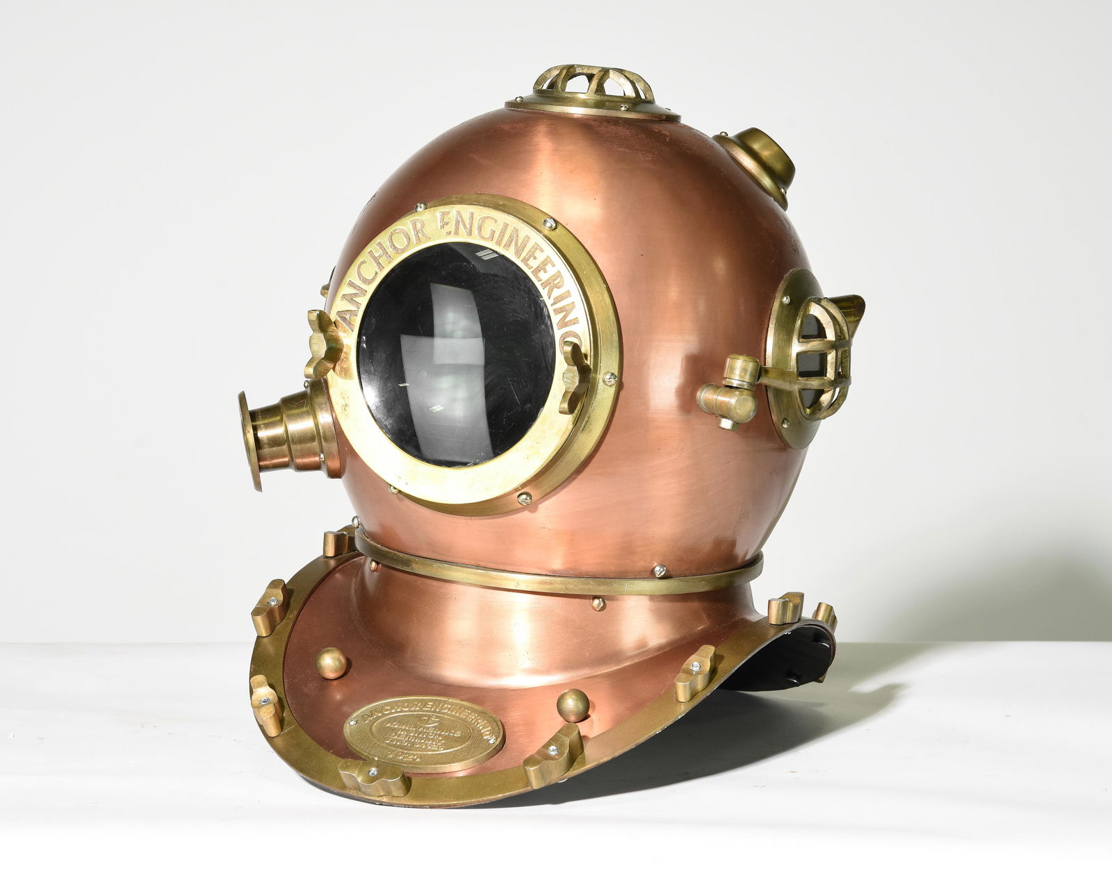 Copper & Brass Divers Helmet (1 of 3)