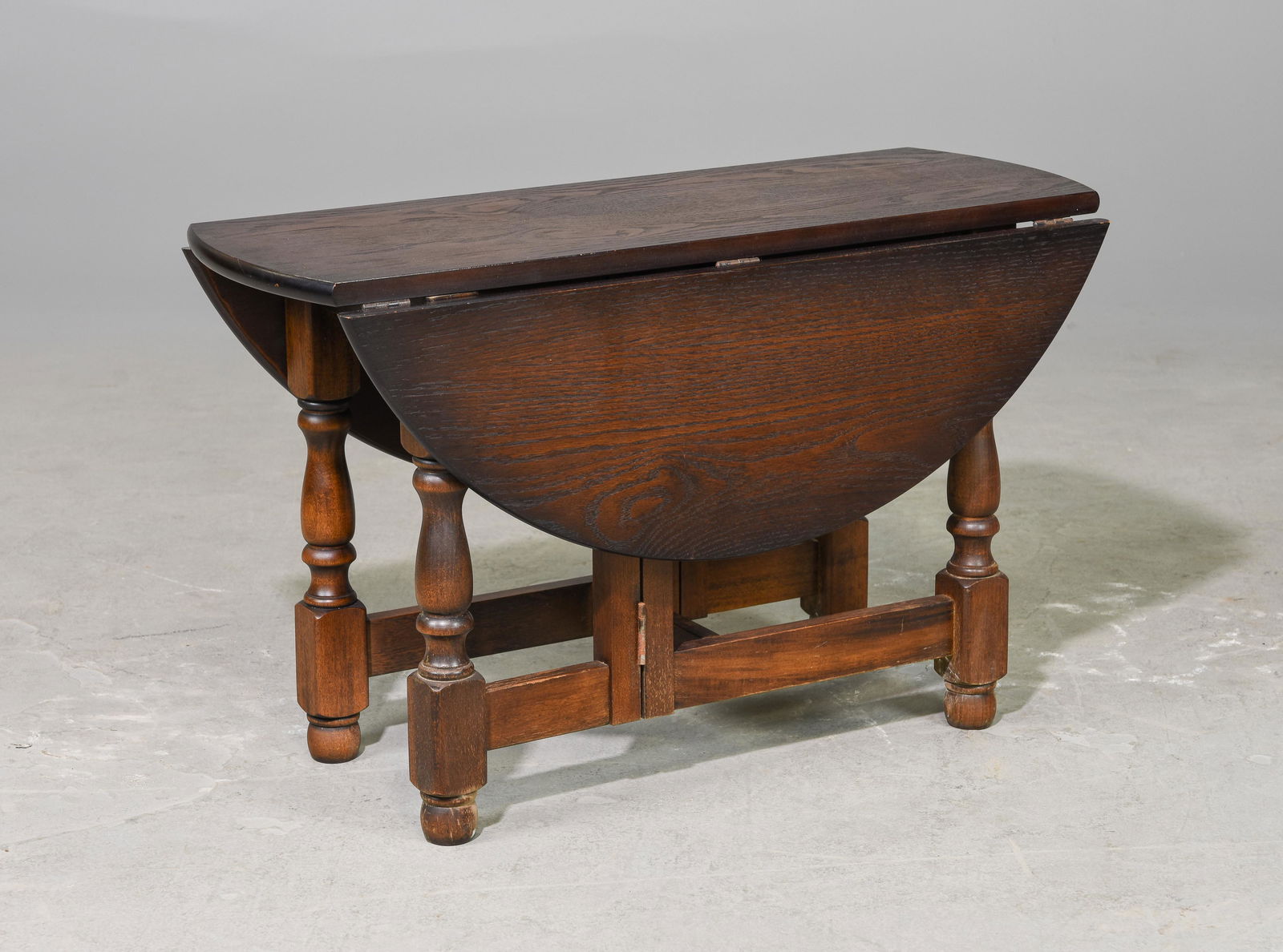 British Petite Oak Drop Leaf Table (1 of 2)