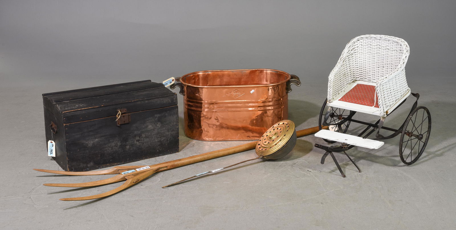 5pcs - Copper Boiler, Pitch Fork, Etc. (1 of 7)