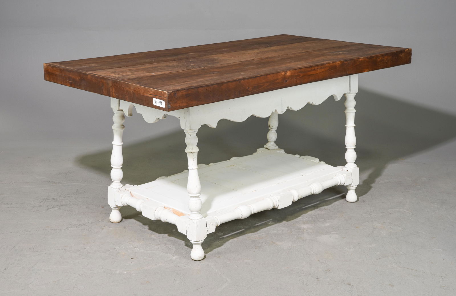 Farmhouse Painted Base Table (1 of 4)