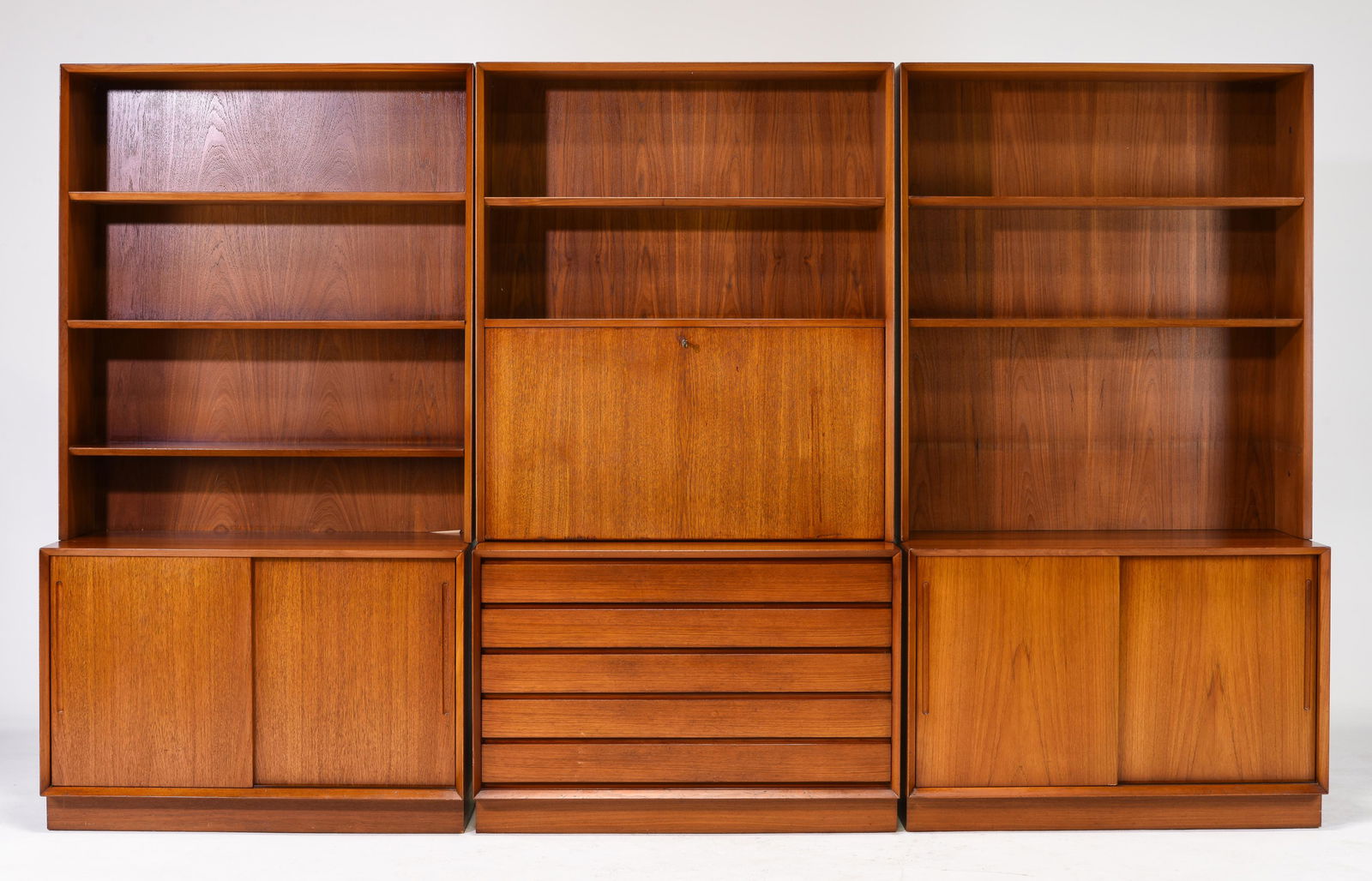Mid Century 3 Section Wall Unit Attributed P. Hundevad (1 of 10)